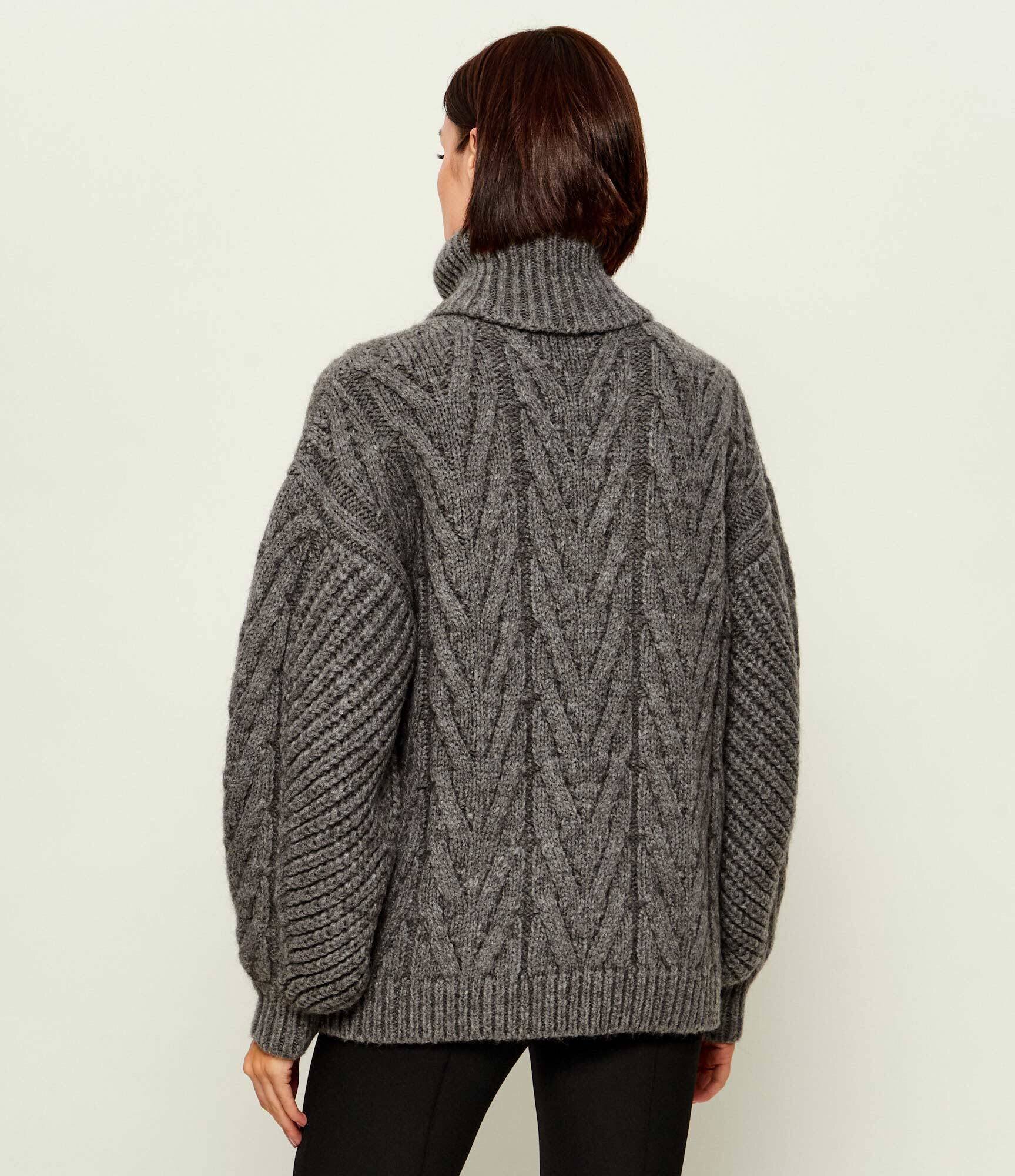 Elisabetta Franchi Maletă | Loose fit cu adaos de lână