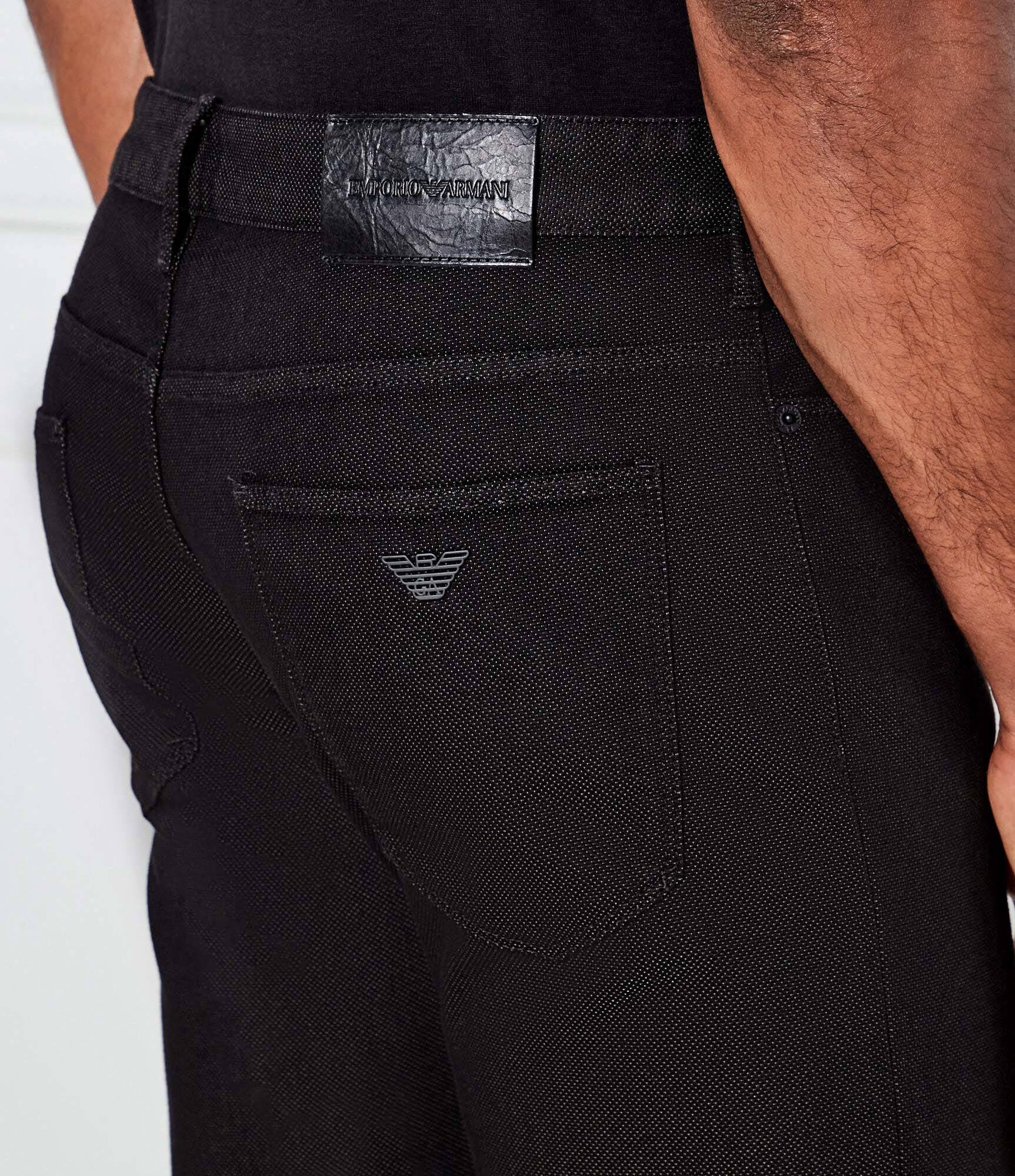 Emporio Armani Blugi Essential J06 | Slim Fit
