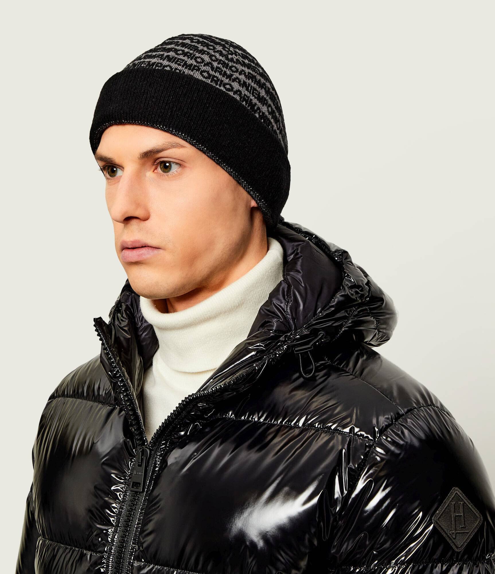 Emporio Armani Căciulă cu adaos de lână