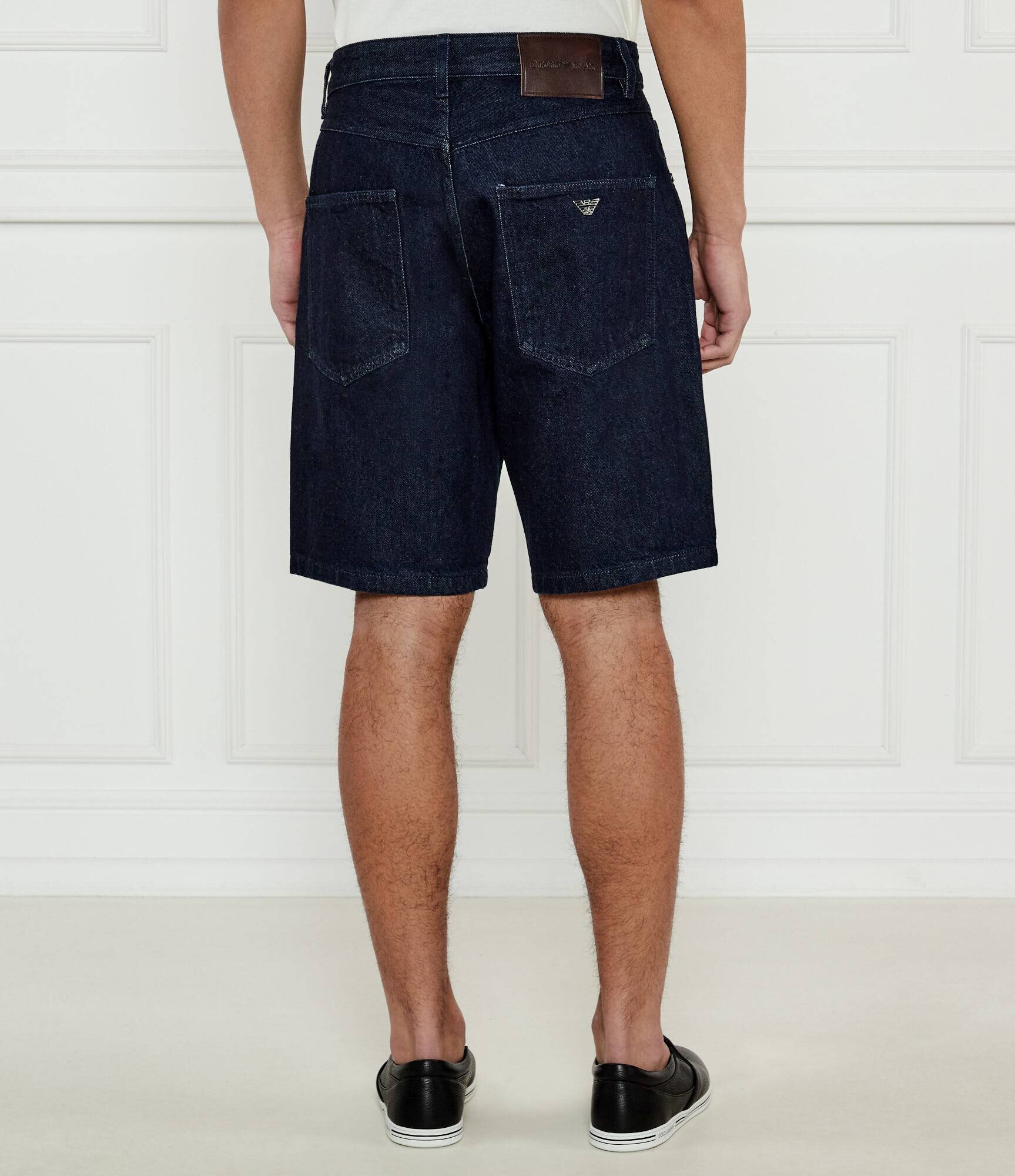 Emporio Armani De blugi pantaloni scurți | Regular Fit