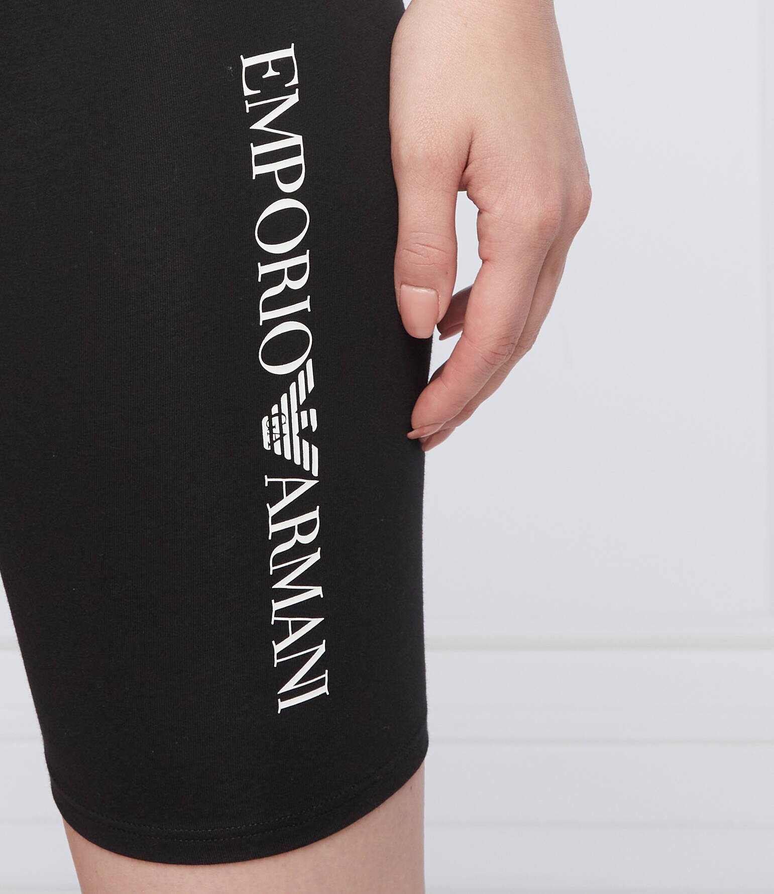 Emporio Armani pantaloni scurți biker | slim fit