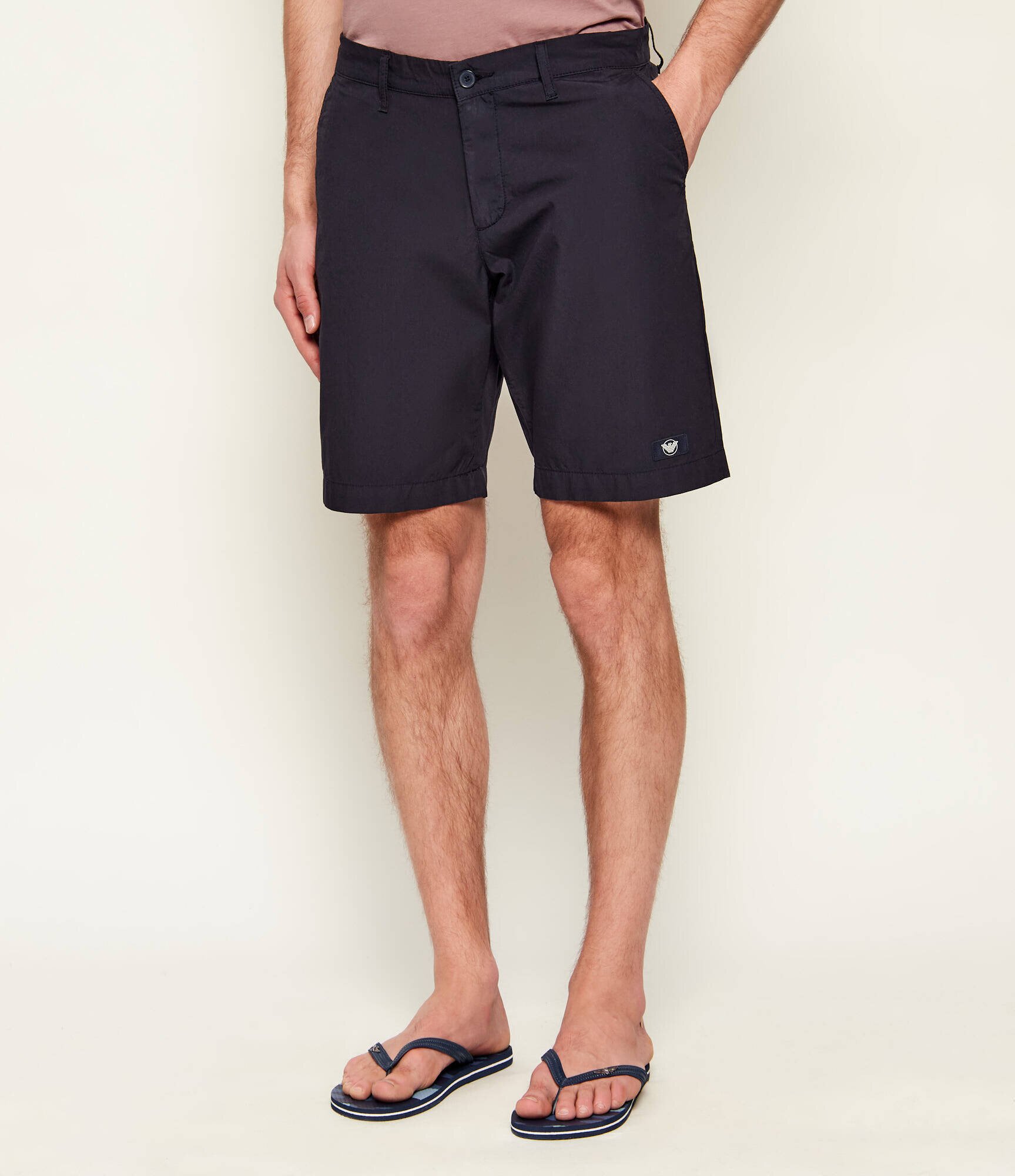 Emporio Armani Pantaloni scurți chino | regular fit