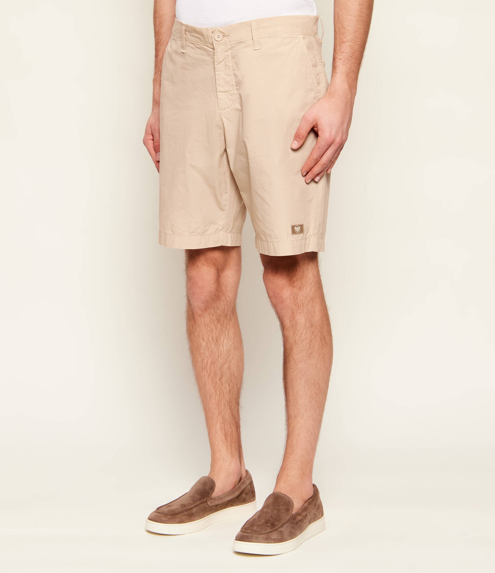 Emporio Armani Pantaloni scurți chino | regular fit