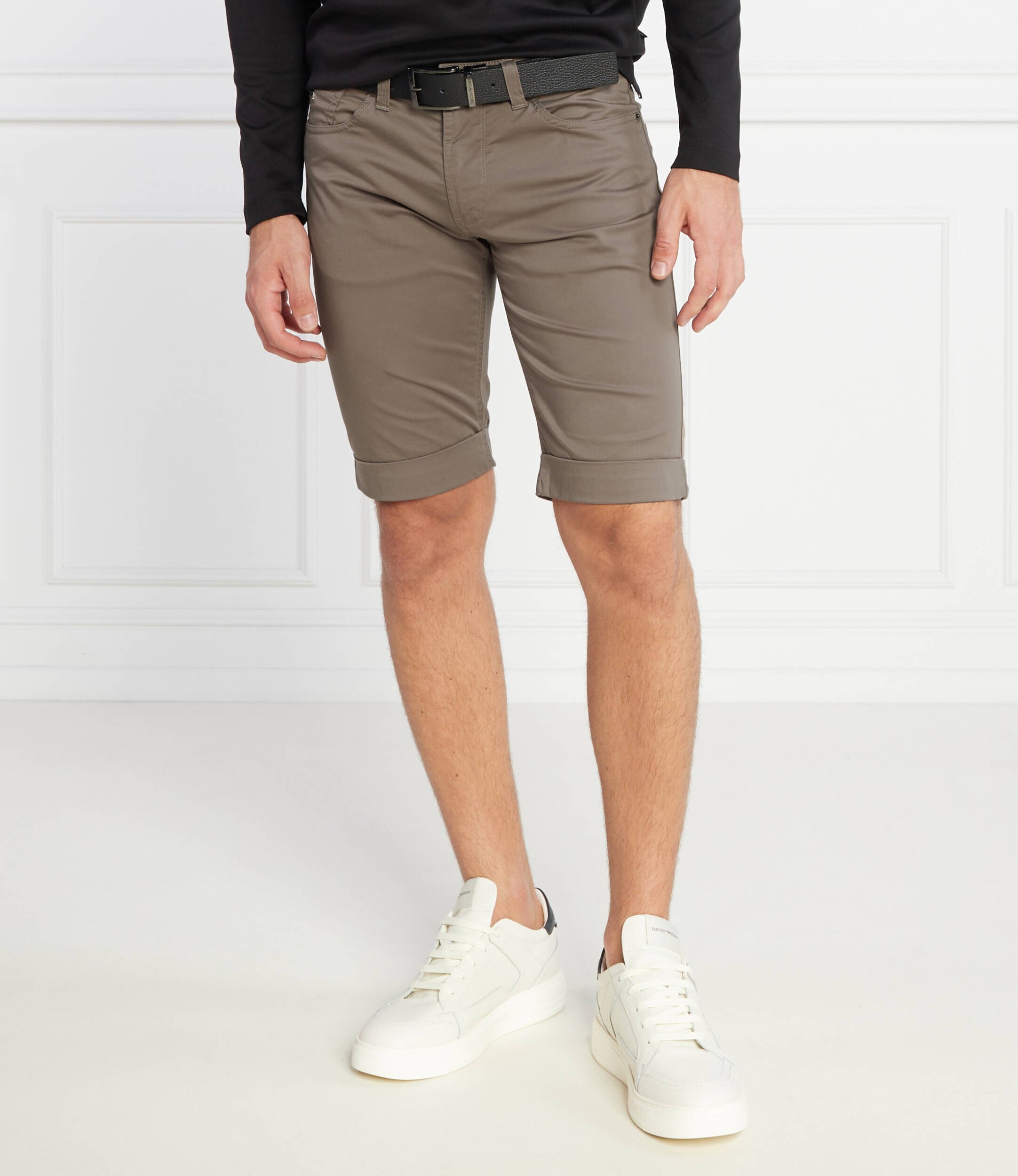 Emporio Armani Pantaloni scurți chino | regular fit