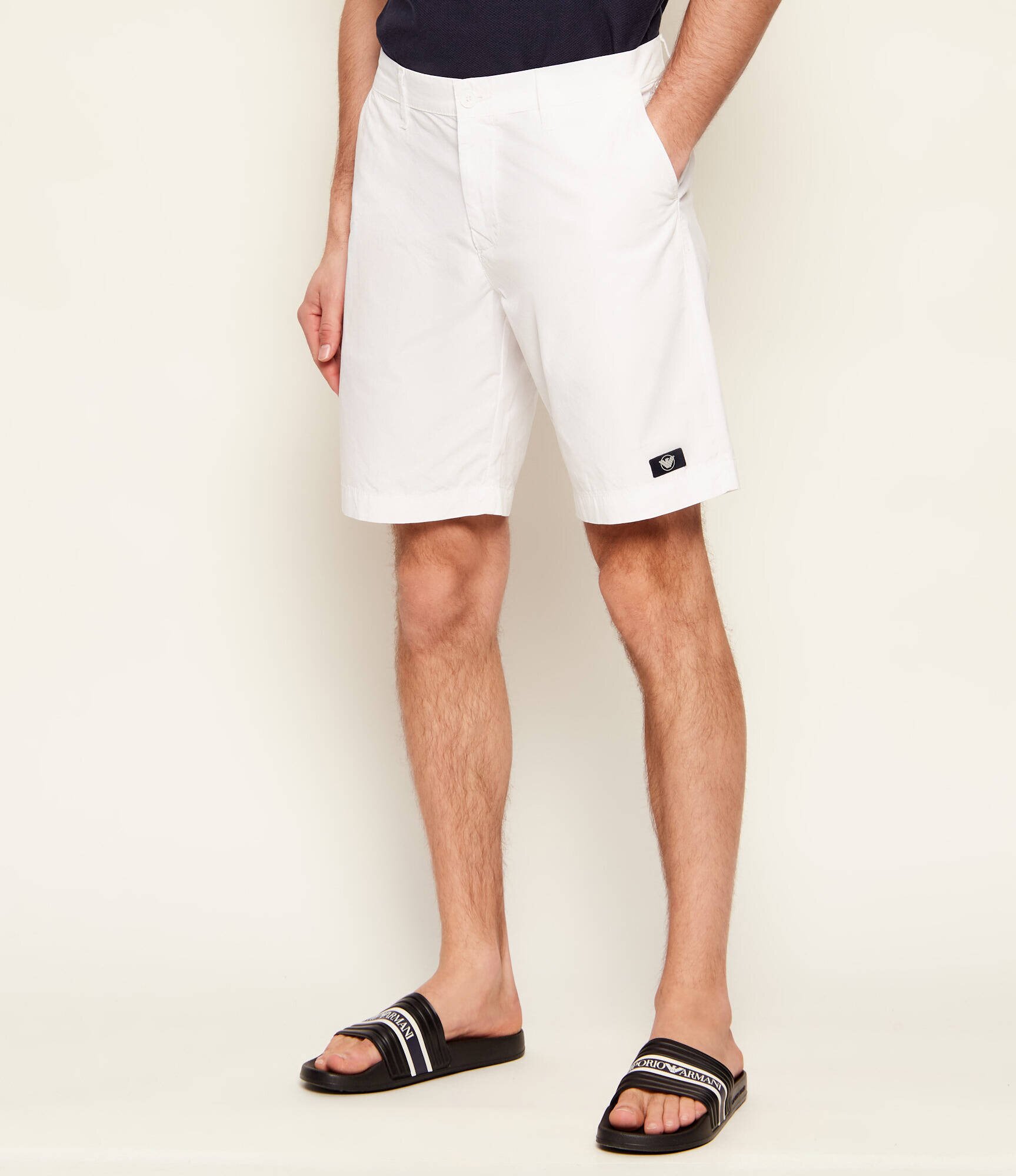 Emporio Armani Pantaloni scurți chino | regular fit