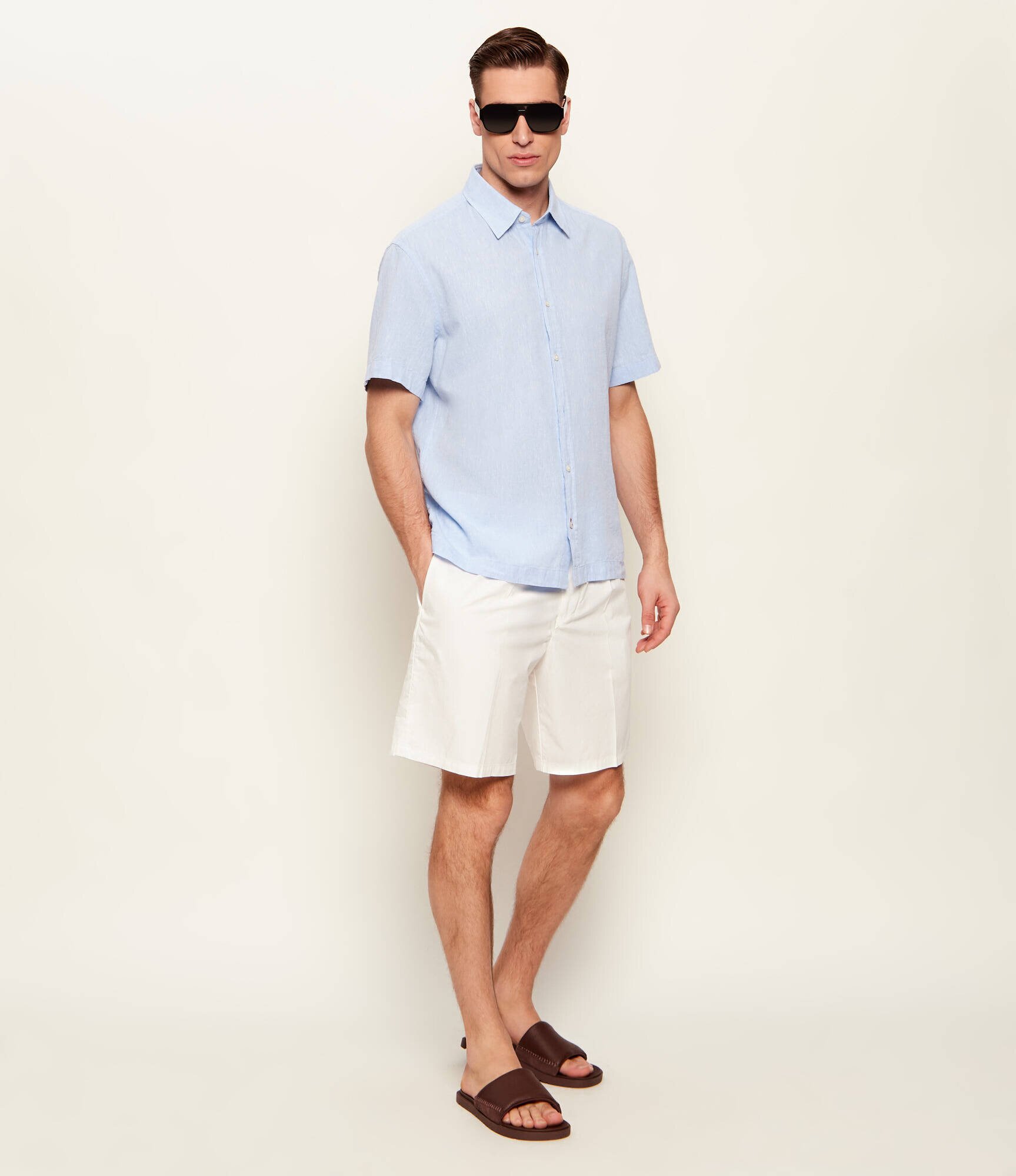 Emporio Armani Pantaloni scurți chino | regular fit