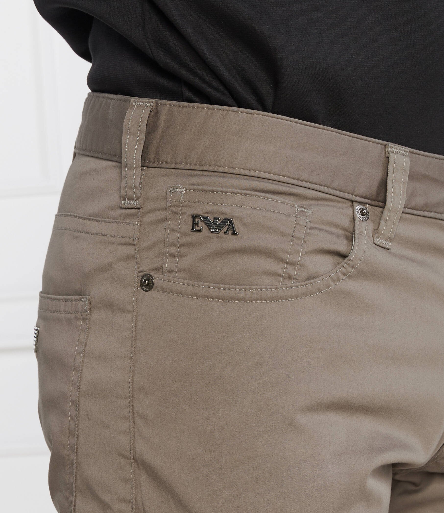 Emporio Armani Pantaloni scurți chino | regular fit