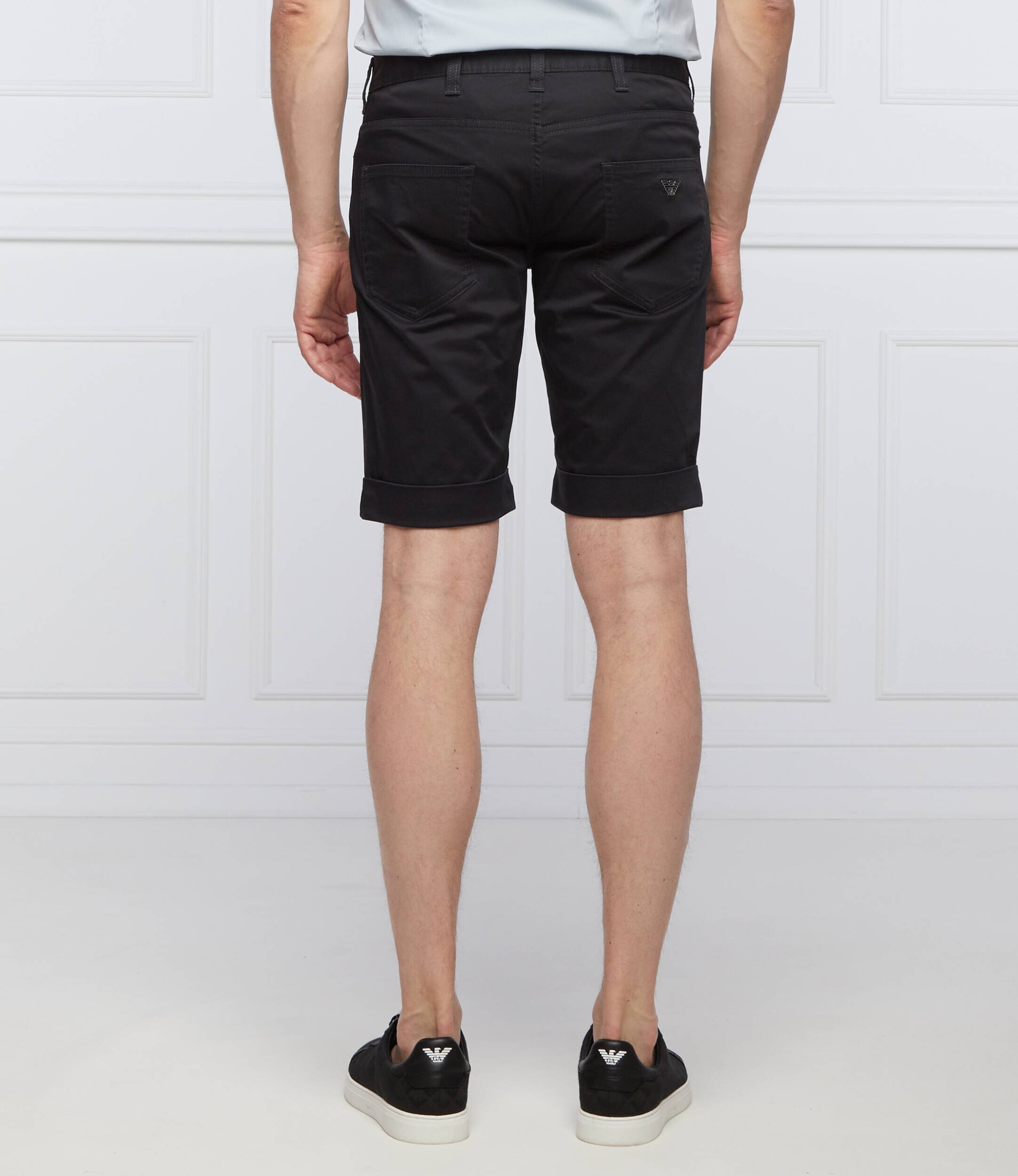 Emporio Armani Pantaloni scurți chino | regular fit