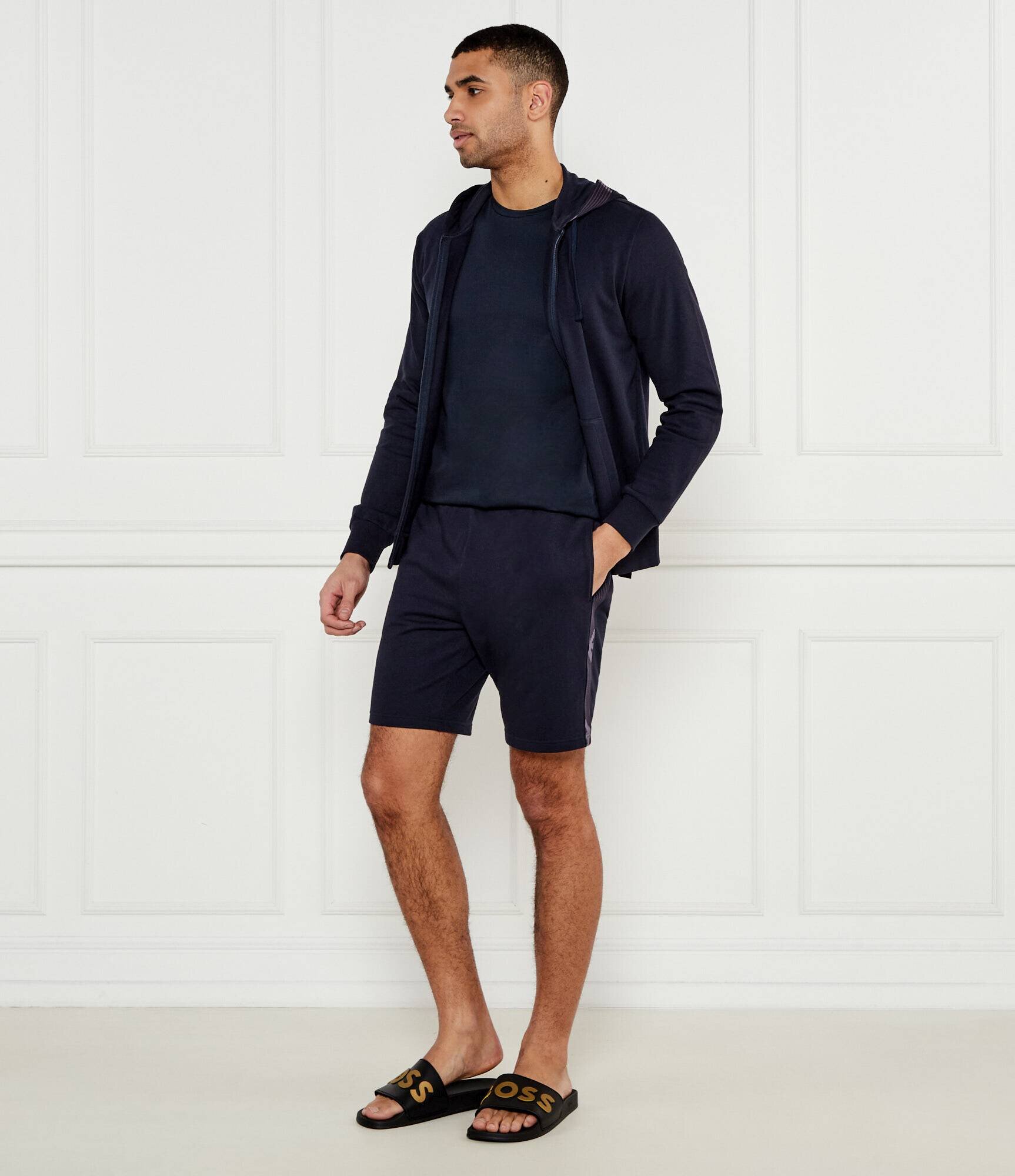 Emporio Armani Pantaloni scurți | Regular Fit