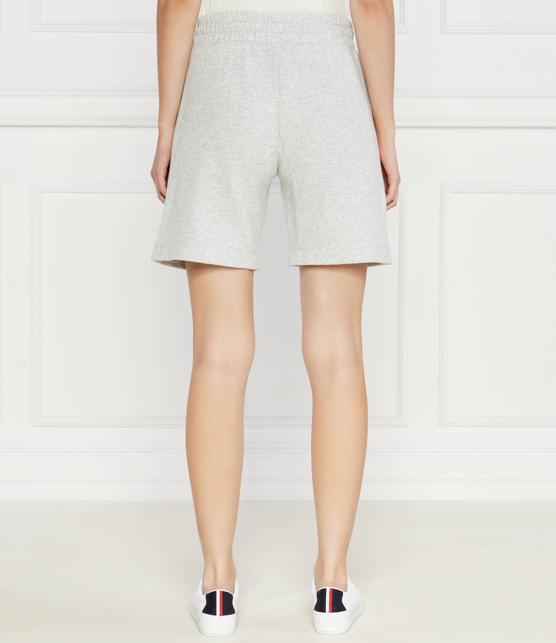 Emporio Armani Pantaloni scurți | Regular Fit