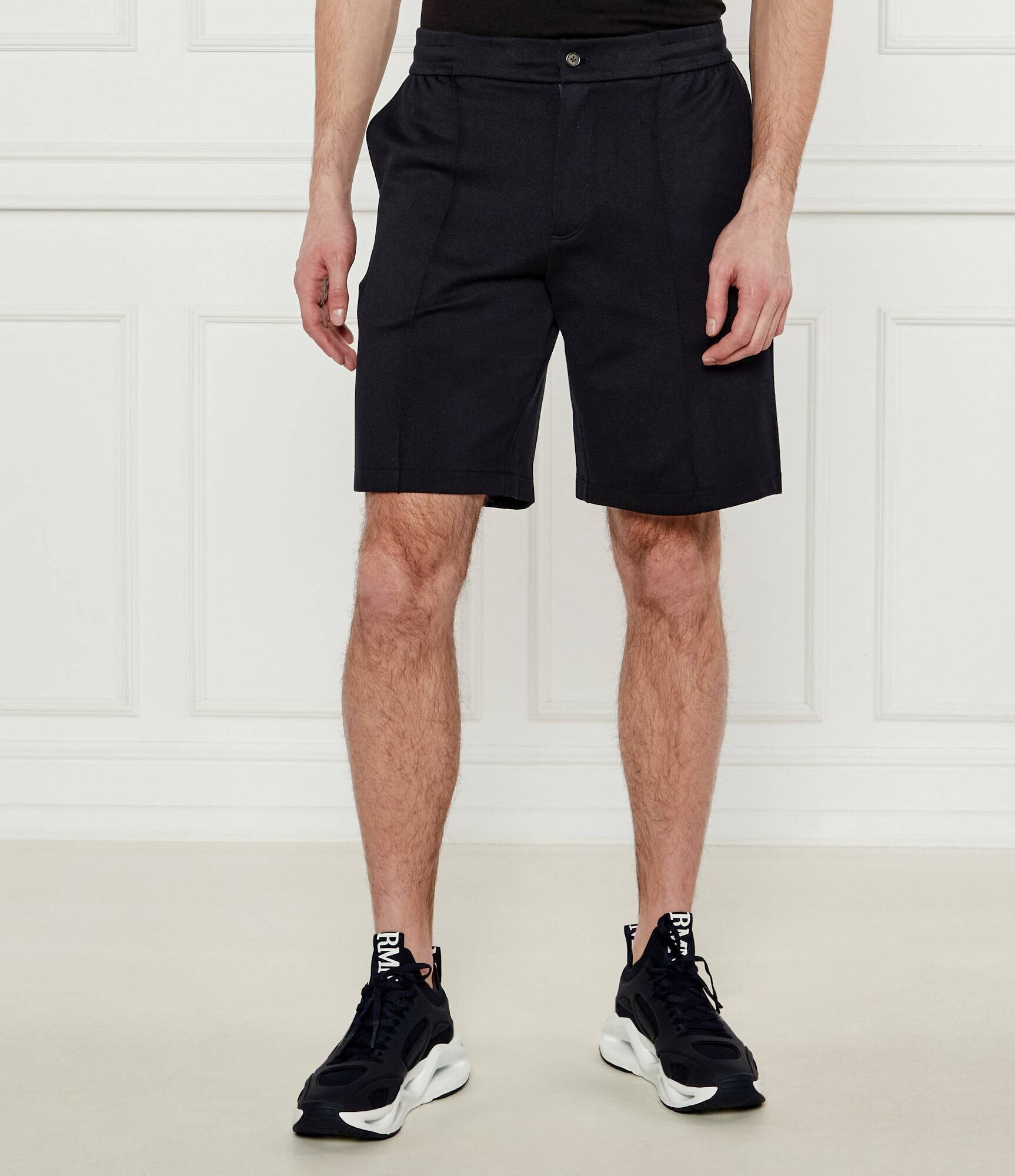 Emporio Armani Pantaloni scurți | Regular Fit