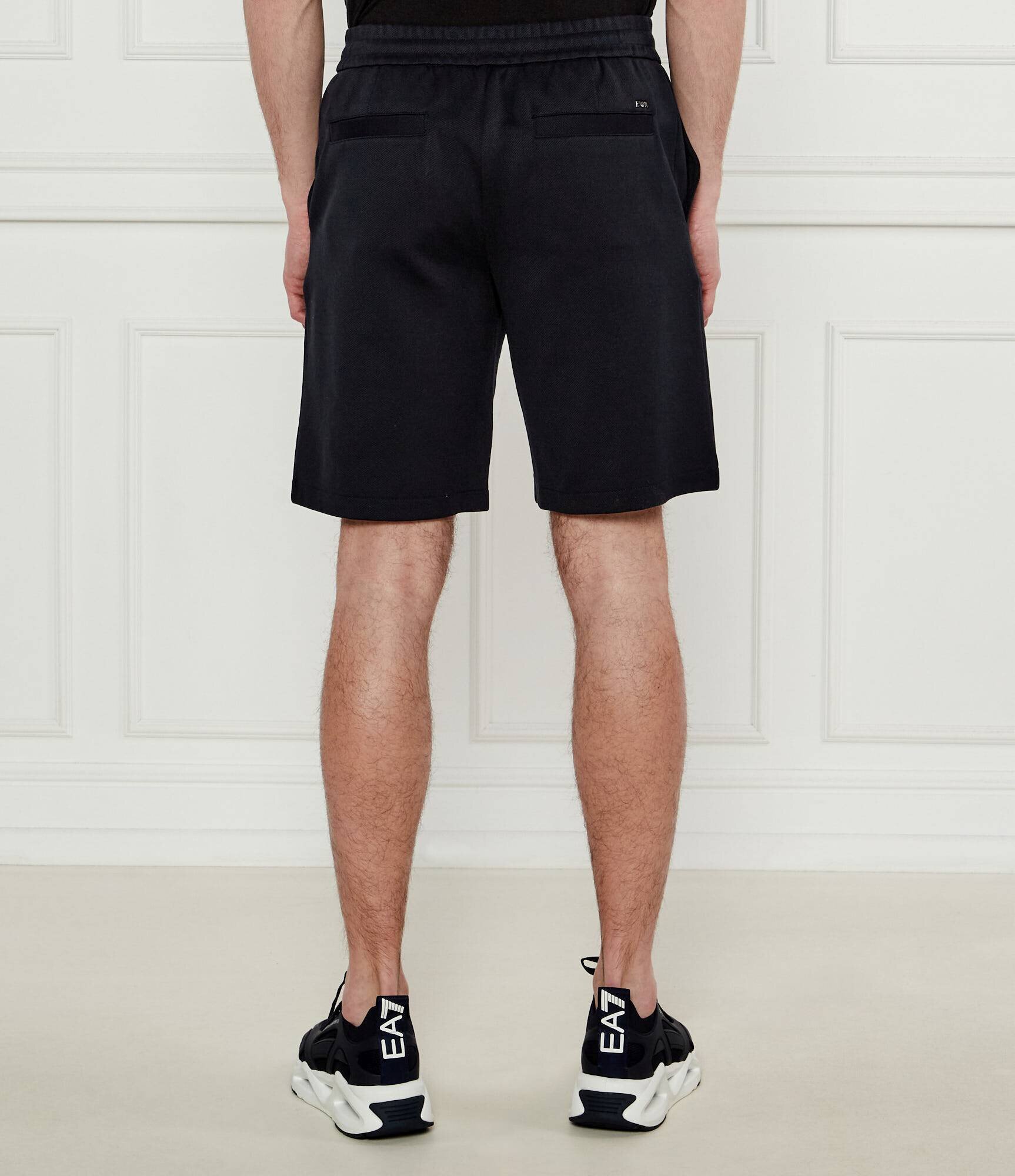 Emporio Armani Pantaloni scurți | Regular Fit