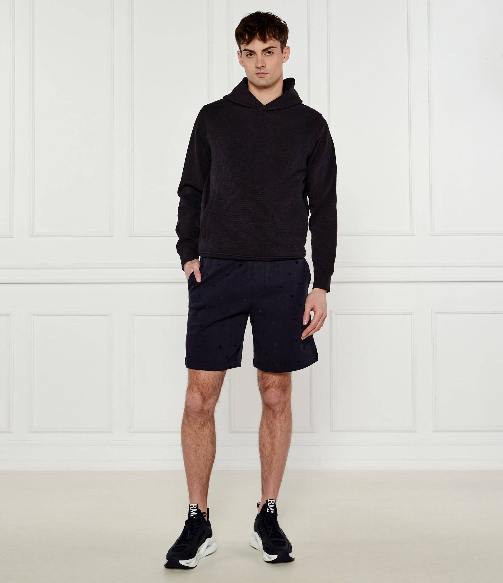 Emporio Armani Pantaloni scurți | Regular Fit