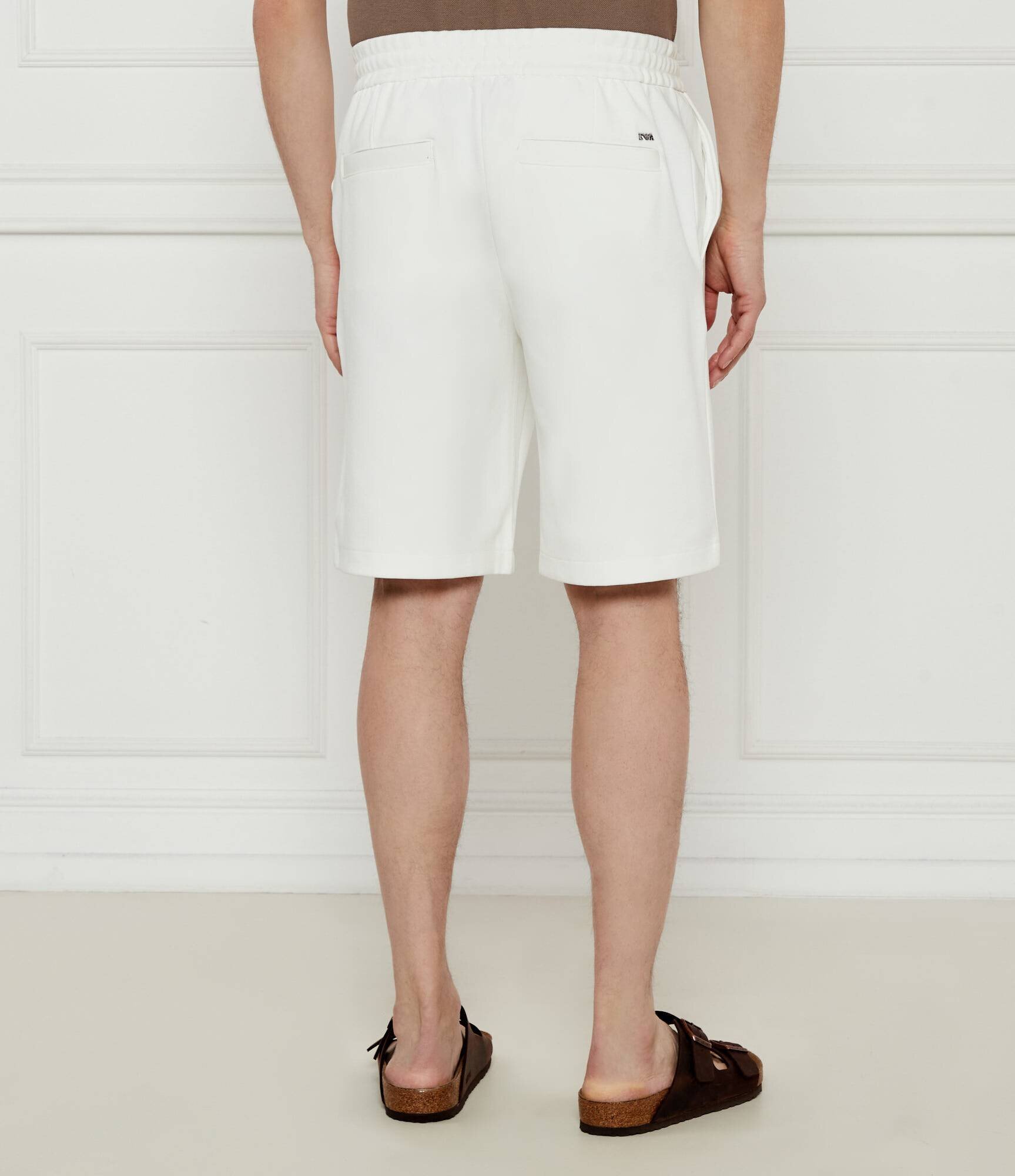 Emporio Armani Pantaloni scurți | Regular Fit