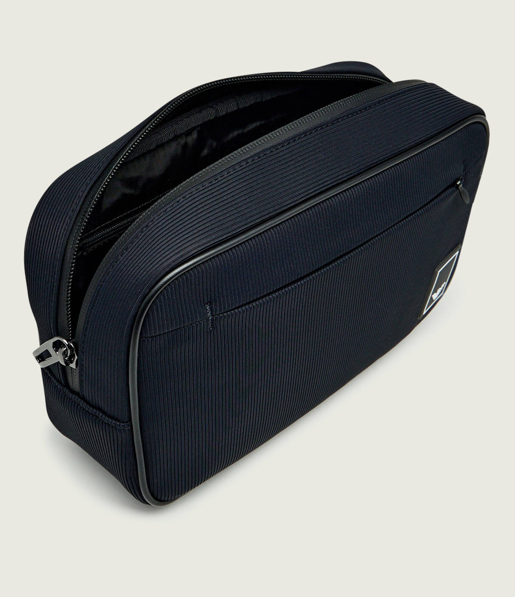 Emporio Armani Trusă pentru cosmetice BEAUTY CASE