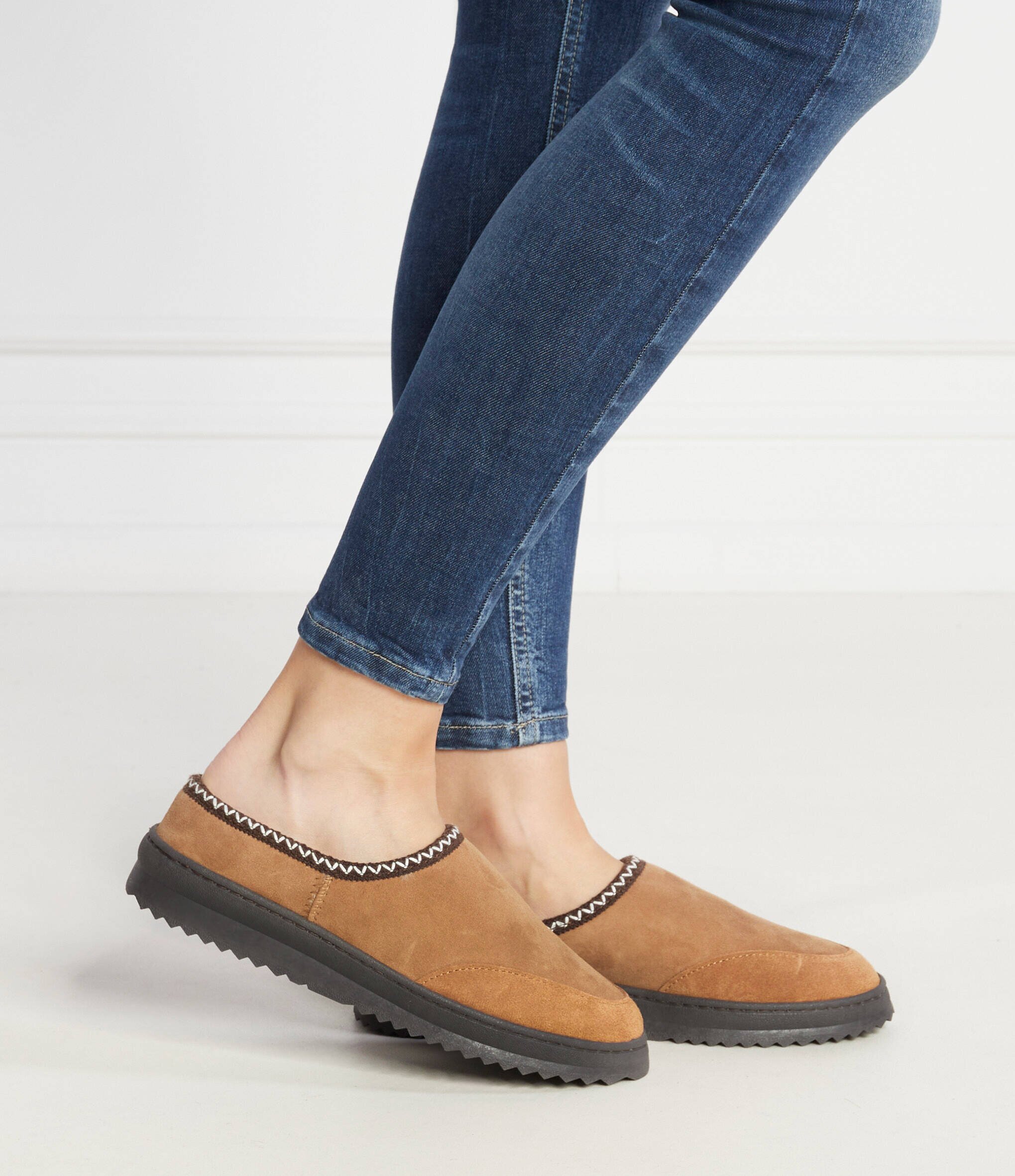EMU Australia Papuci de casă Platinum Outback Scuff | piele întoarsă cu adaos de lână