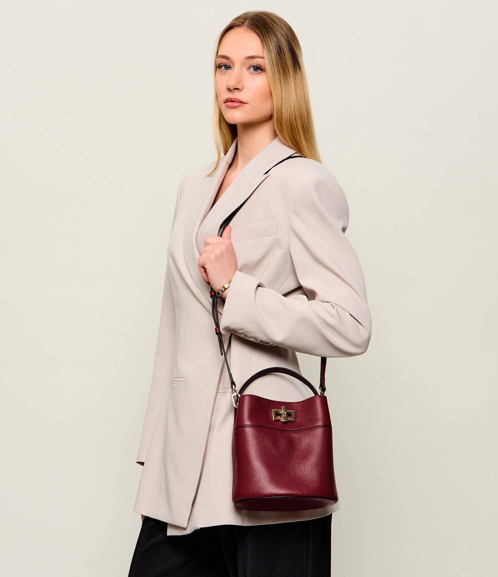 Furla De piele geantă pe umăr AMELIA