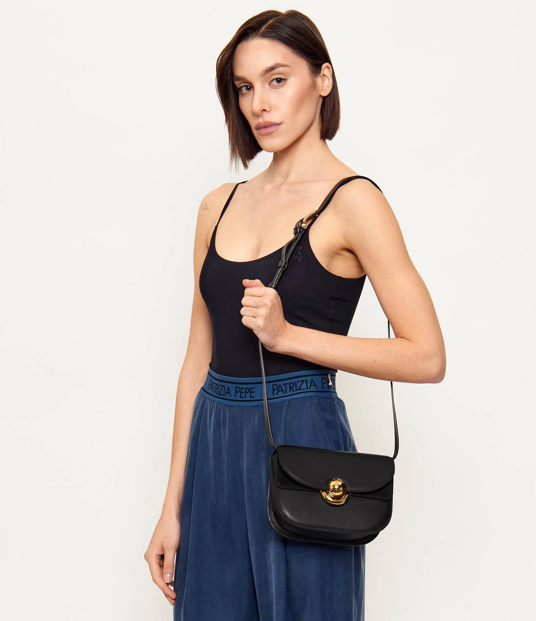 Furla De piele geantă pe umăr SFERA MINI ROU