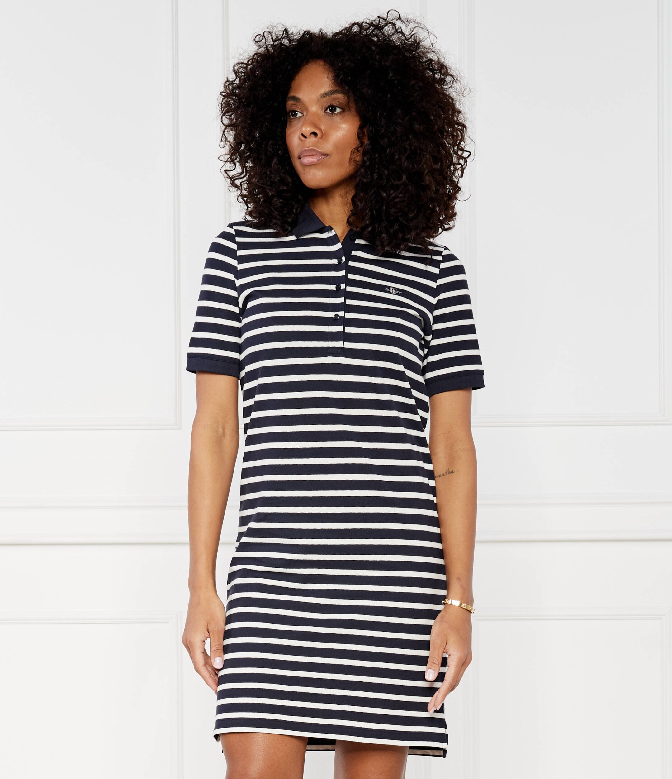 Gant Rochie Shield