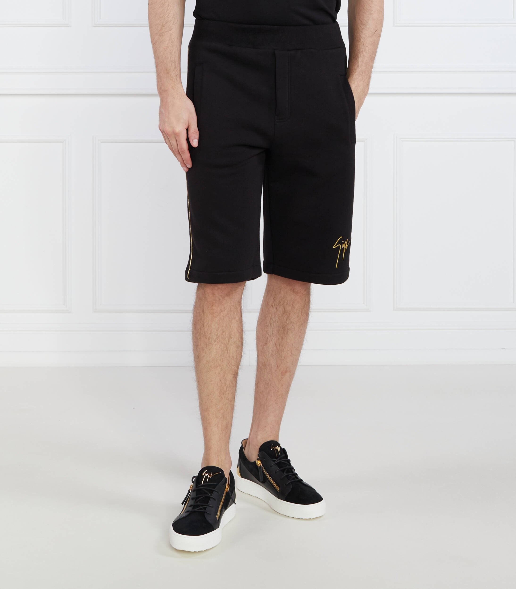 Giuseppe Zanotti Pantaloni scurți | Regular Fit