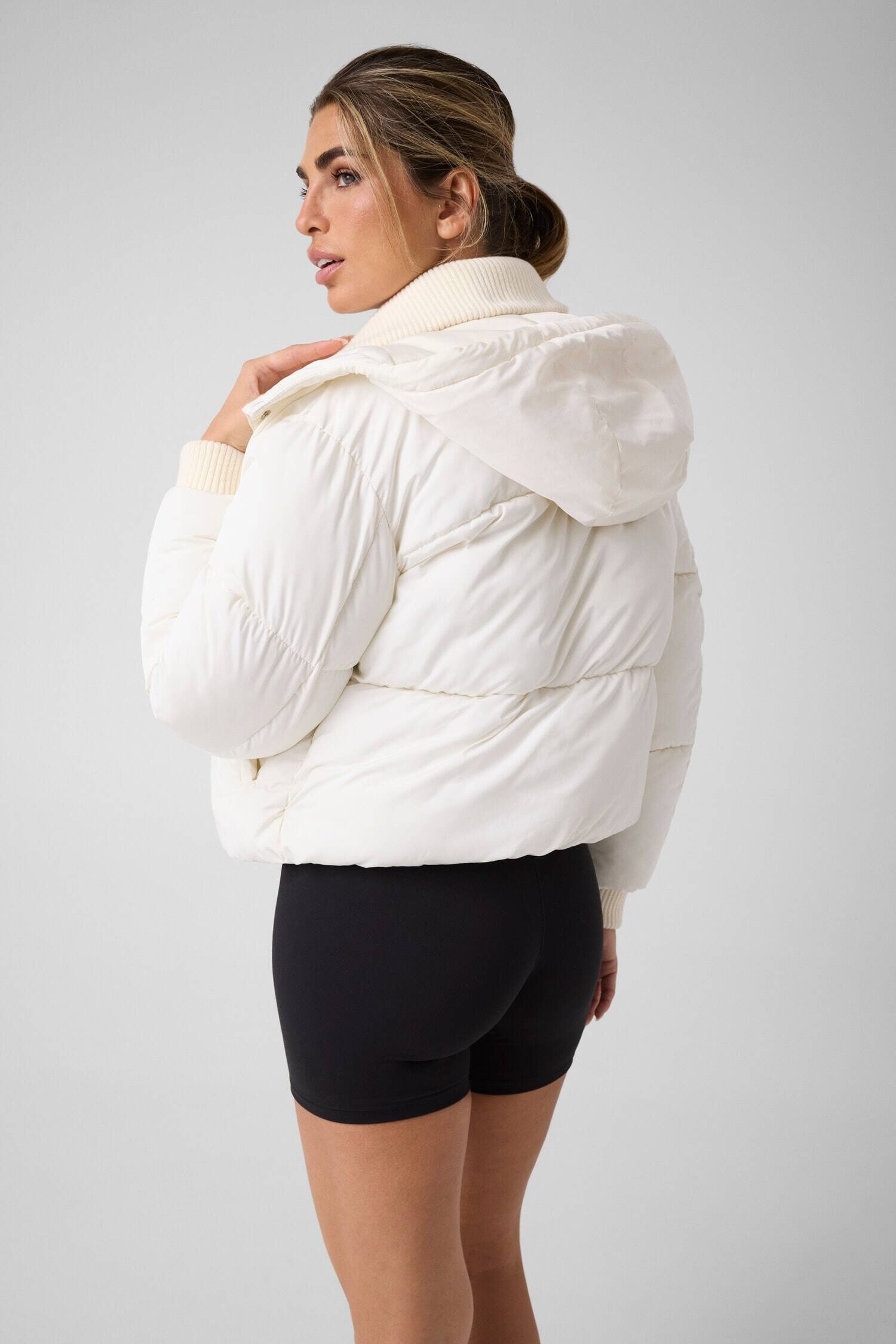 GUESS ACTIVE Geacă Virginia | regular fit