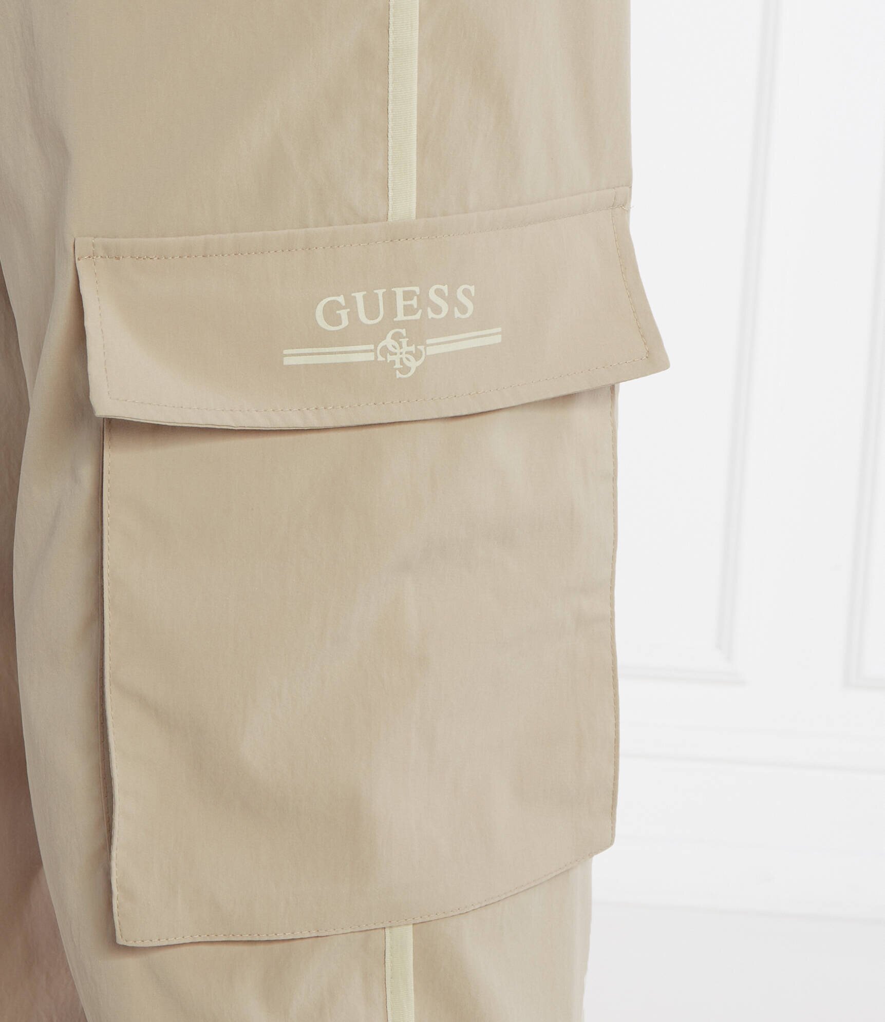 GUESS ACTIVE Pantaloni cargo ARLETH | Relaxed fit