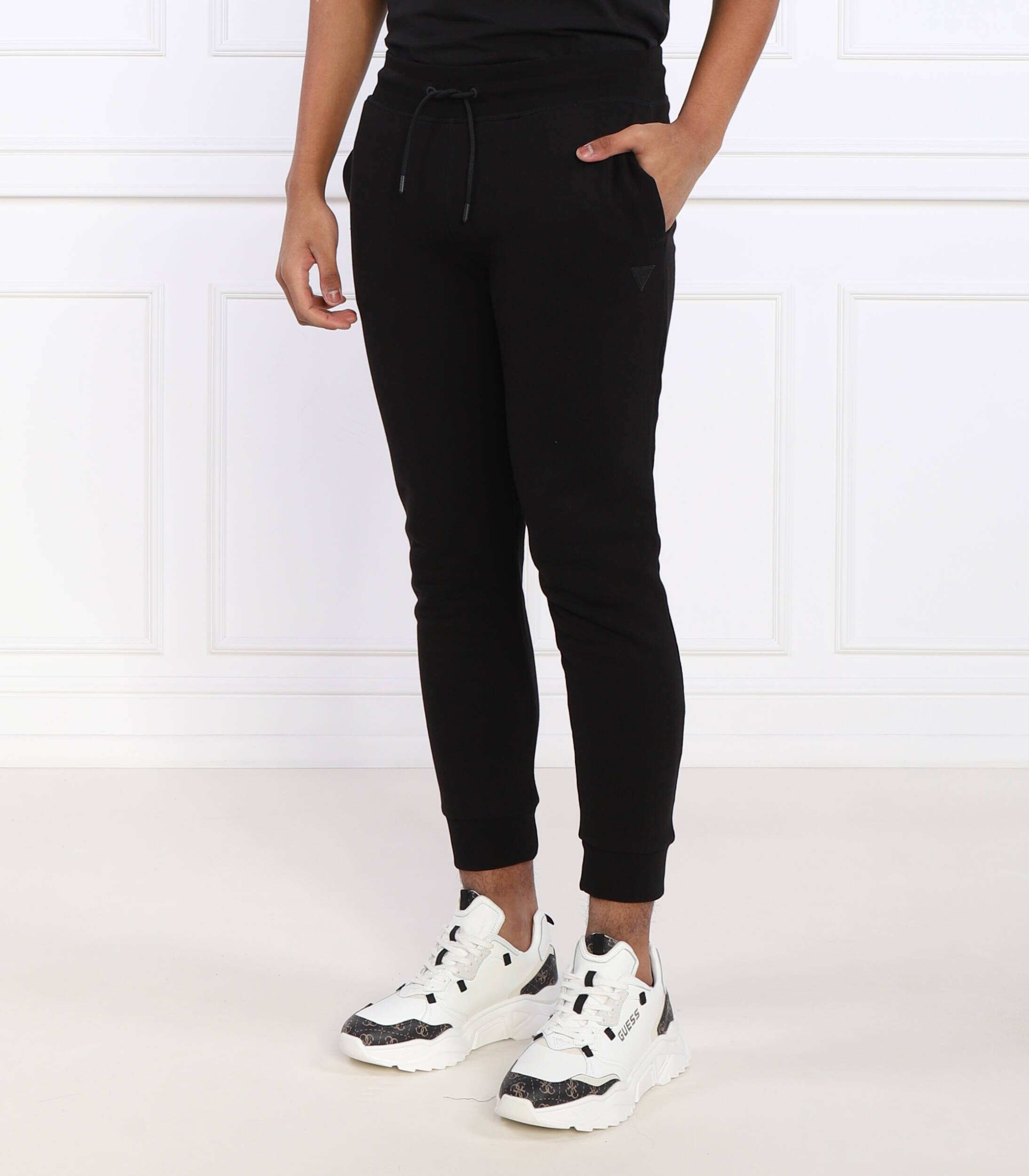 GUESS ACTIVE Pantaloni de trening ALDWIN | Regular Fit