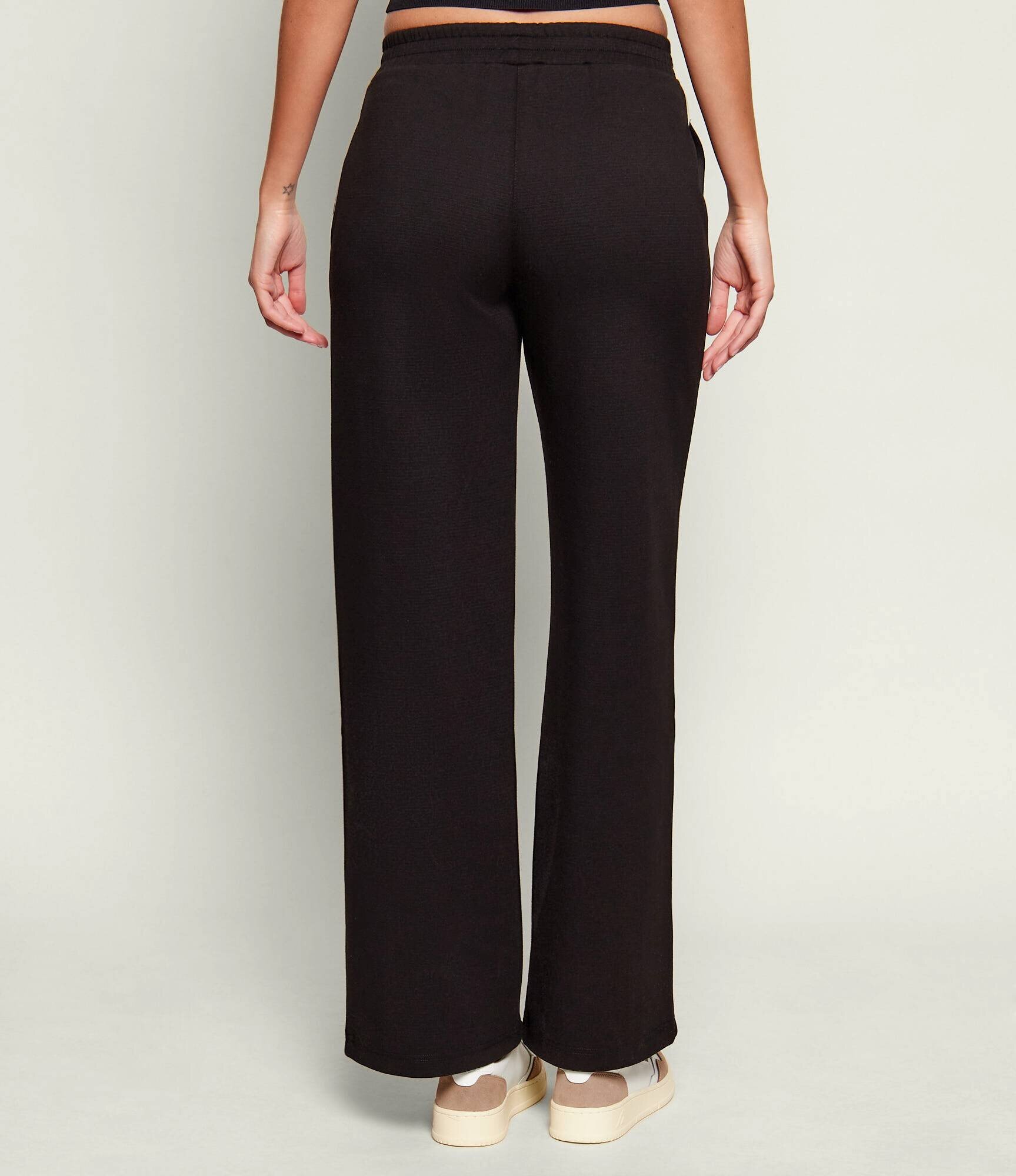 GUESS ACTIVE Pantaloni de trening GEORGIA | Loose fit