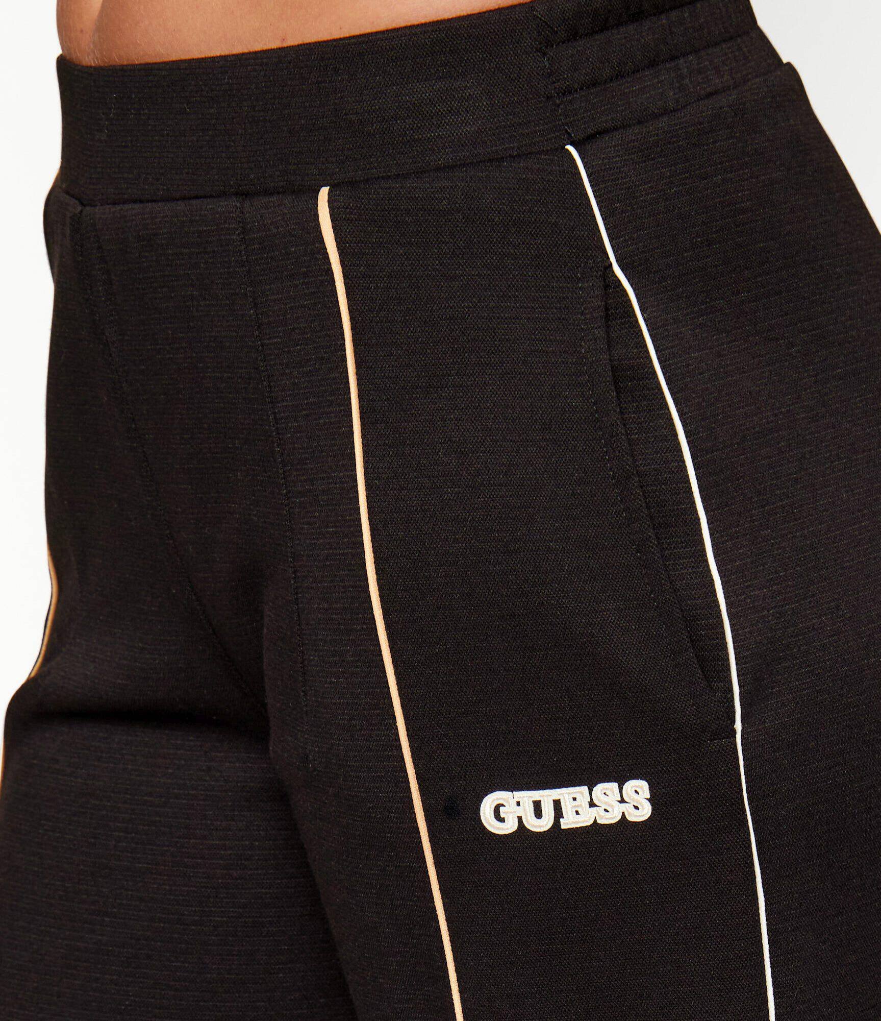 GUESS ACTIVE Pantaloni de trening GEORGIA | Loose fit