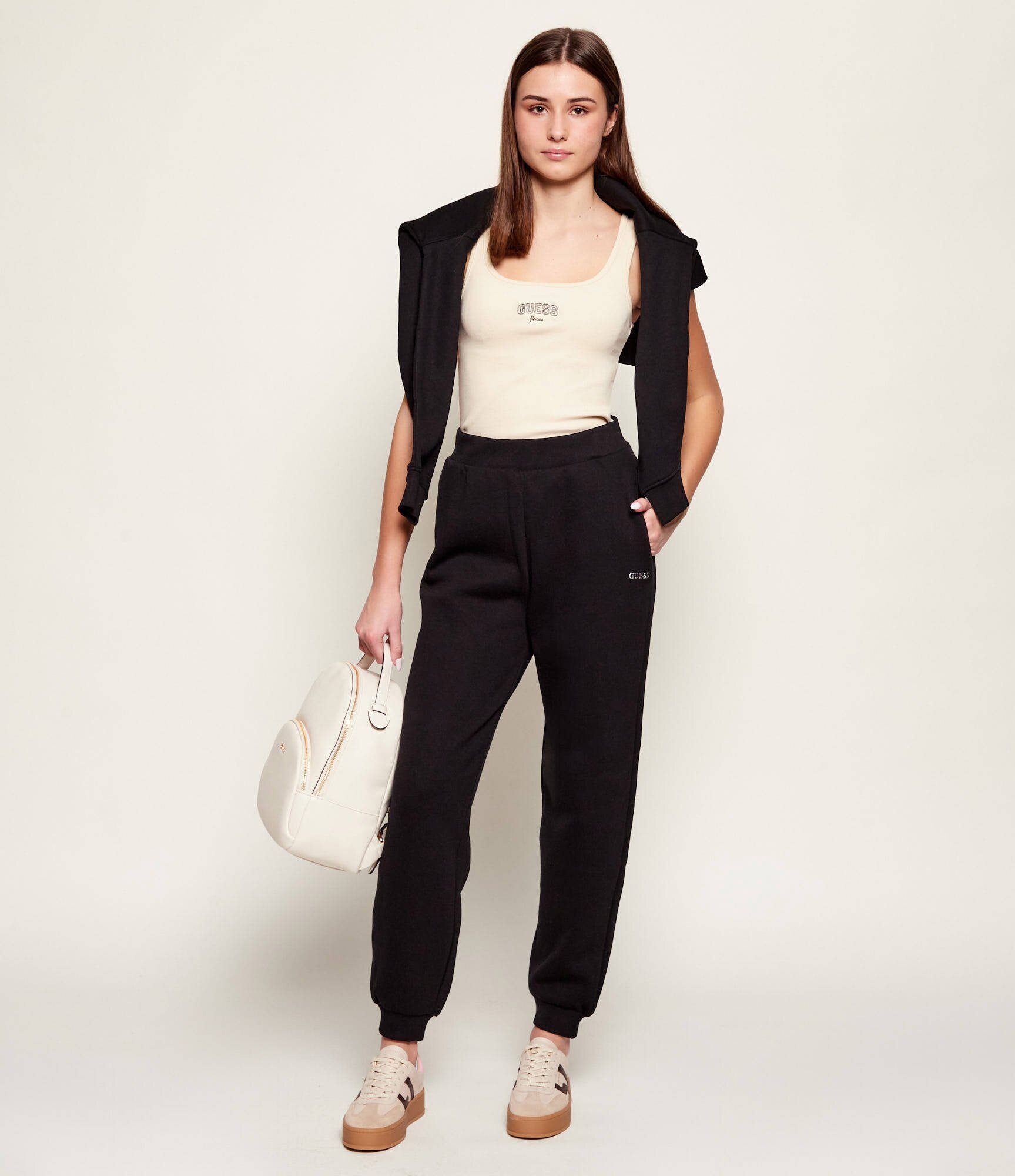 GUESS ACTIVE Pantaloni de trening NAT | regular fit