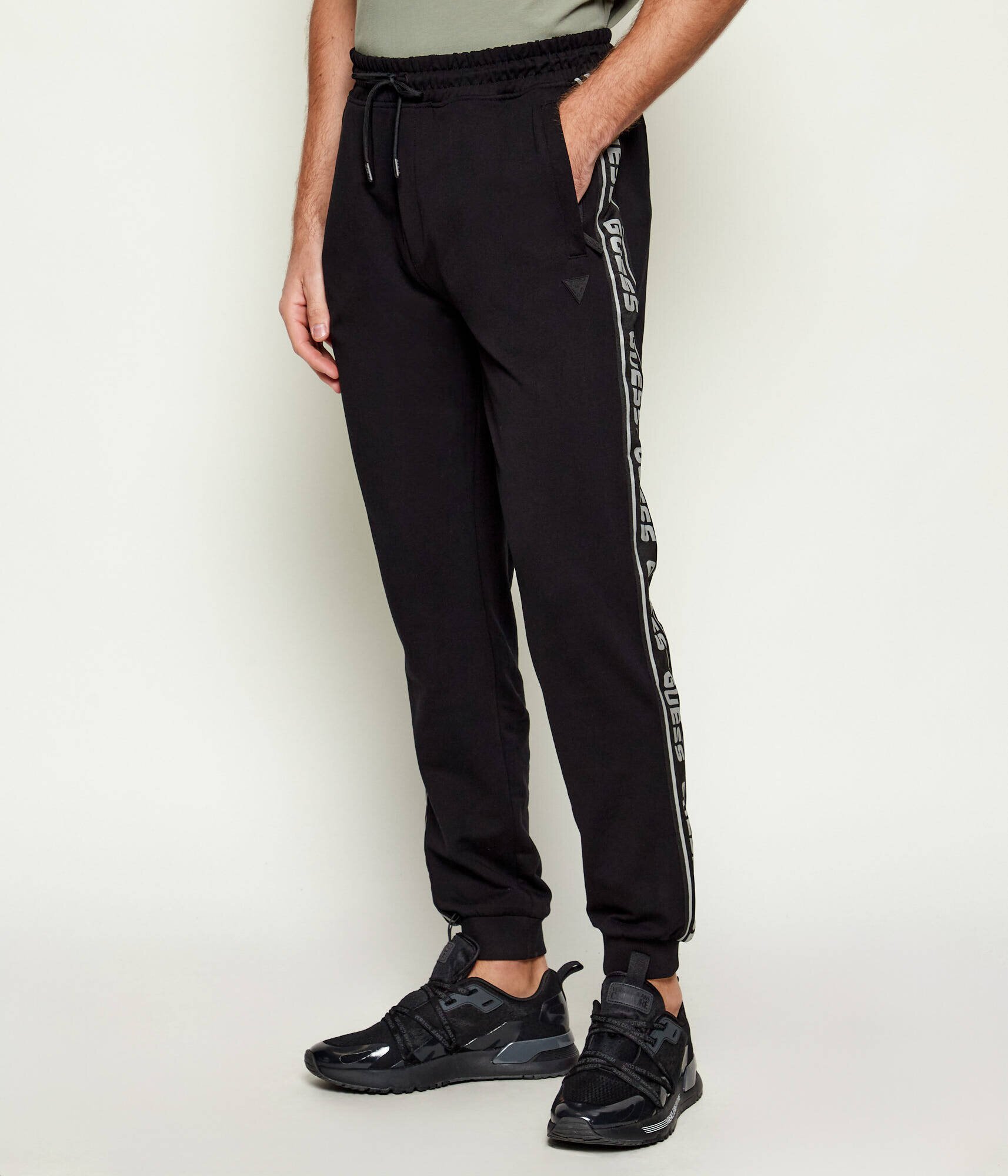GUESS ACTIVE Pantaloni de trening NEW ARLO | Regular Fit