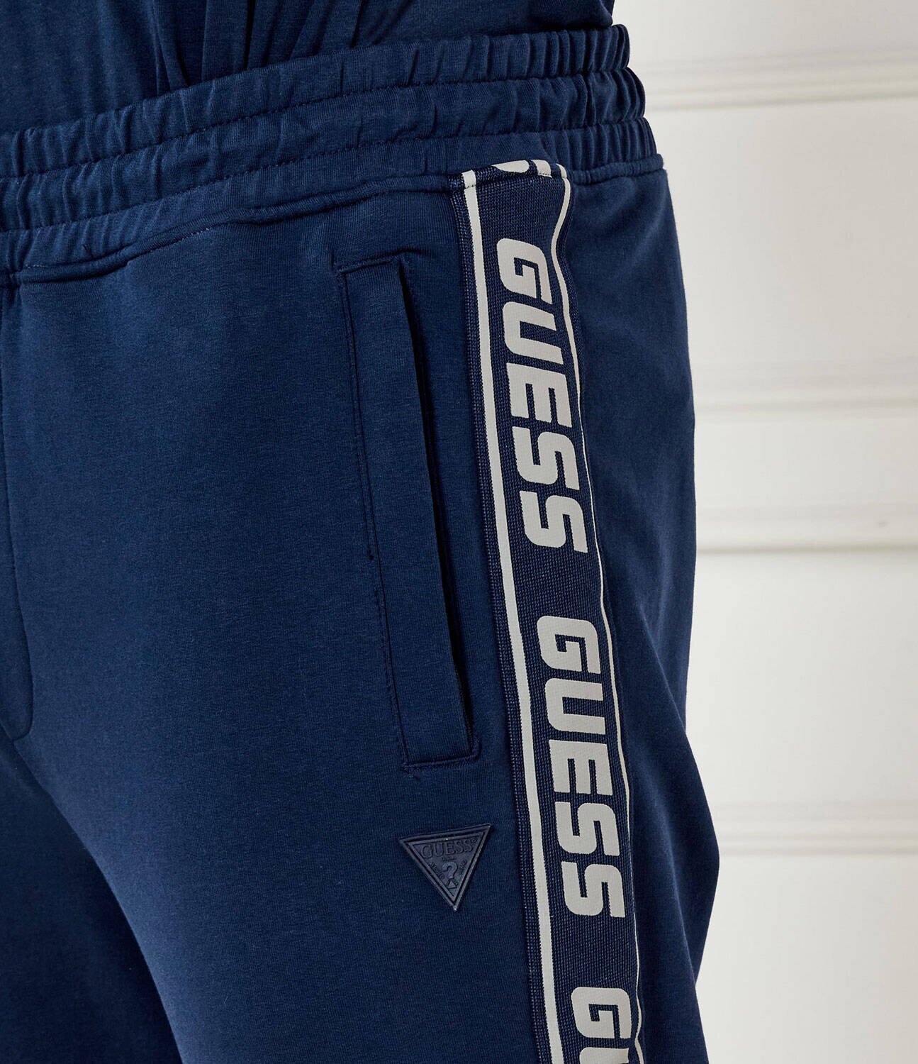 GUESS ACTIVE Pantaloni de trening NEW ARLO | Regular Fit