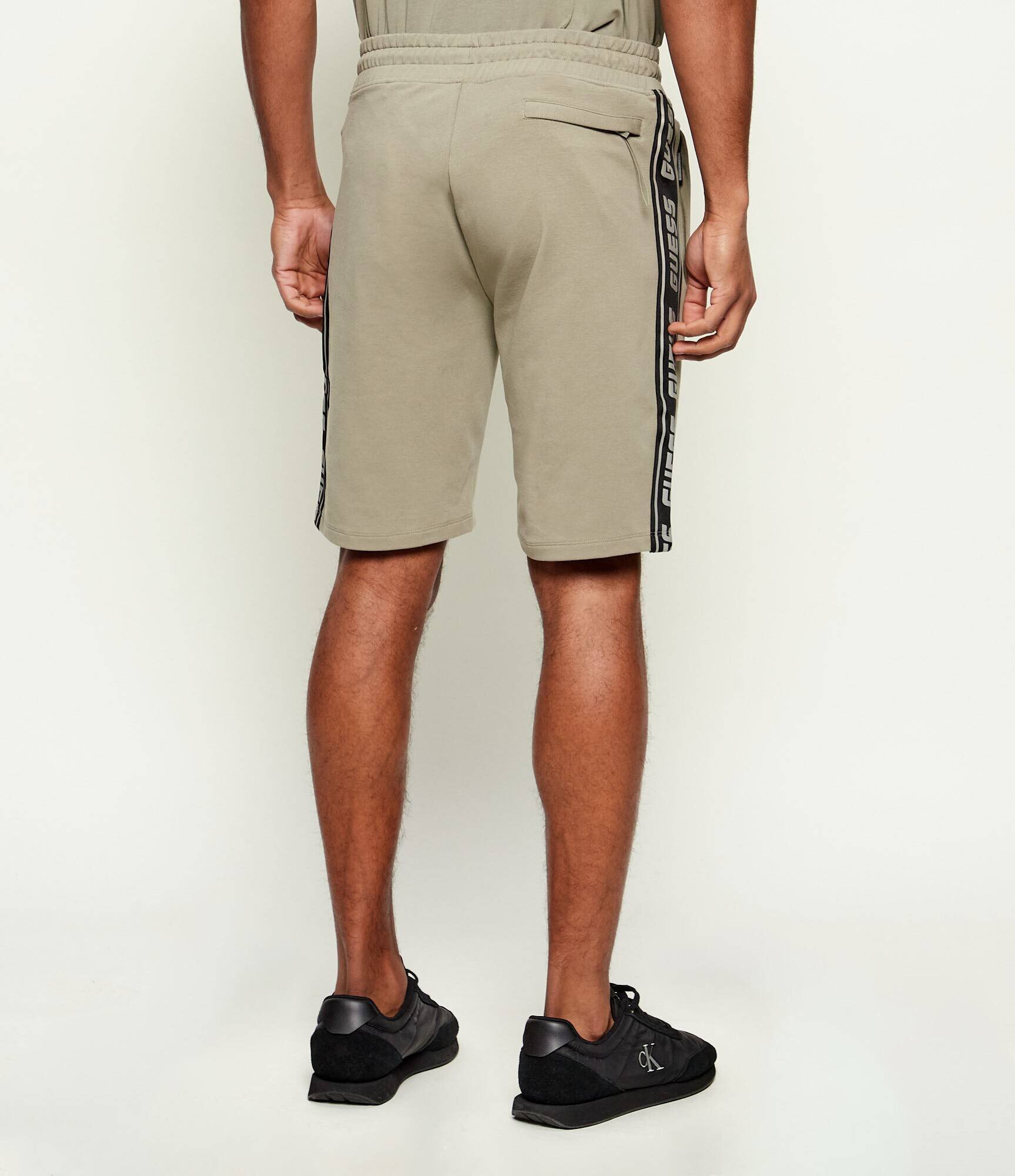 GUESS ACTIVE Pantaloni scurți ARLO | regular fit
