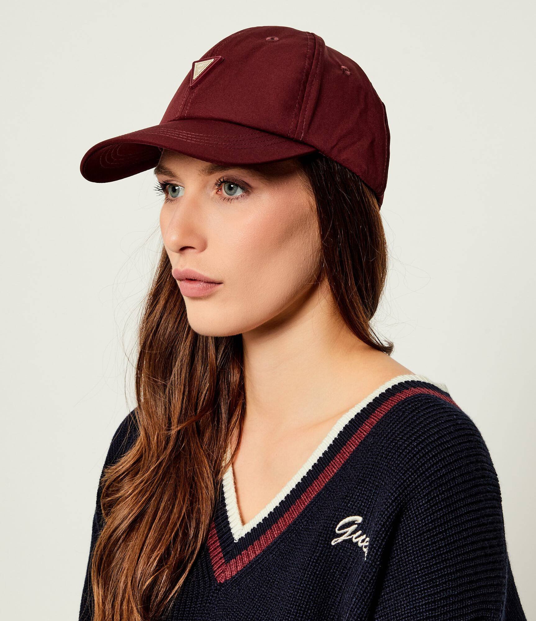 GUESS ACTIVE Șapcă baseball NOMIE