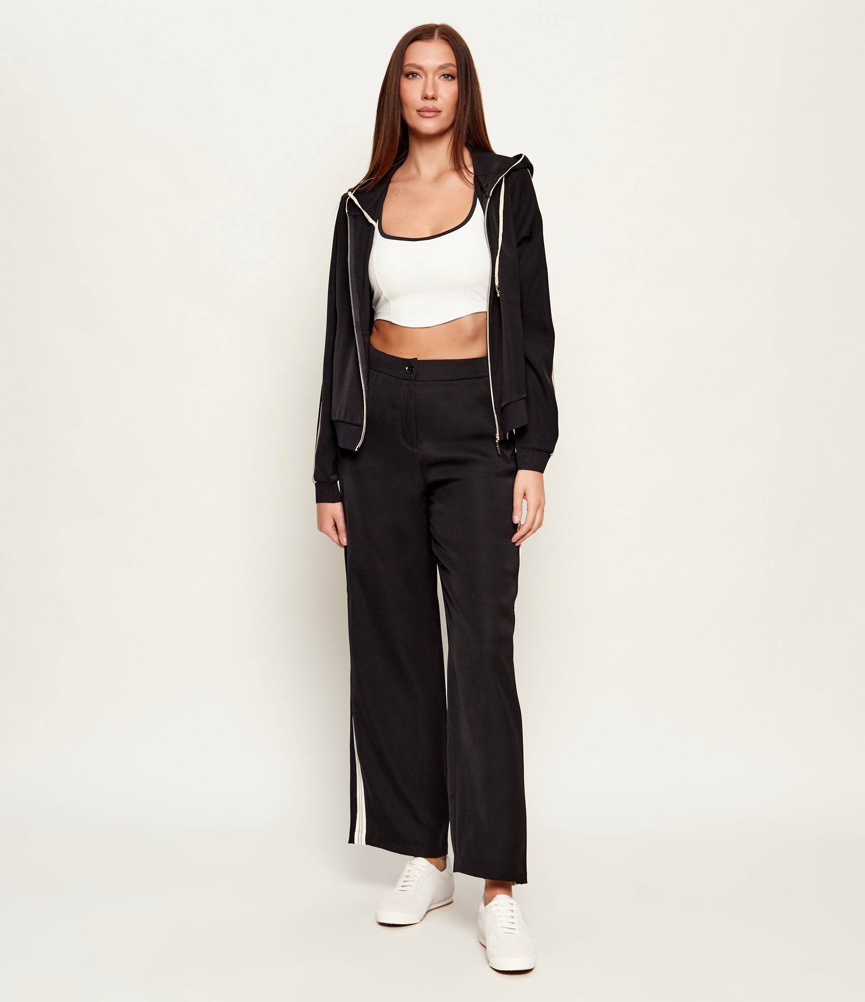 GUESS ACTIVE Top SARAH | Cropped Fit