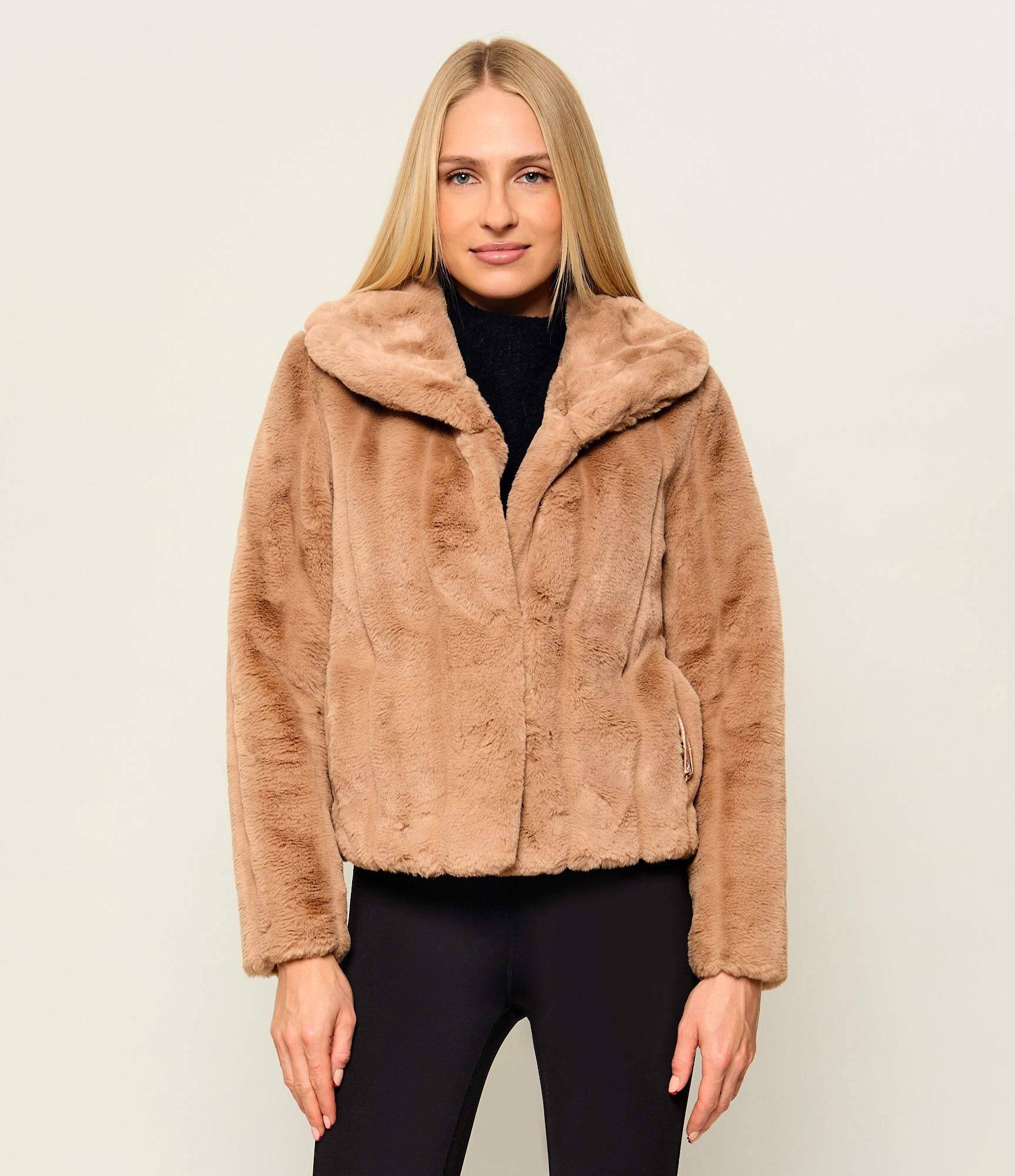 GUESS Blană New Sophy