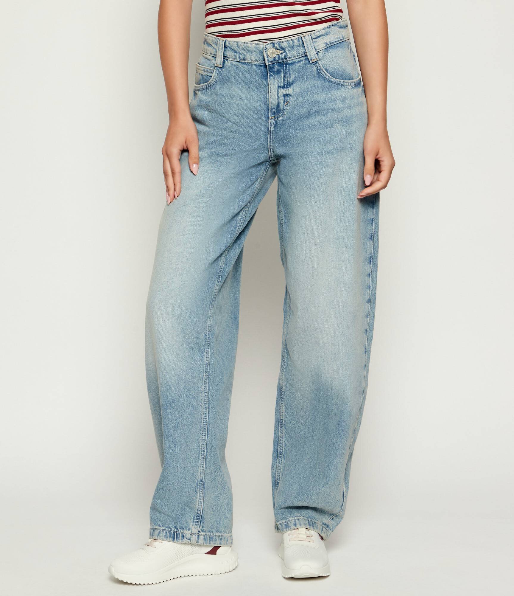 GUESS Blugi BAGGY BALLOON | Tapered fit
