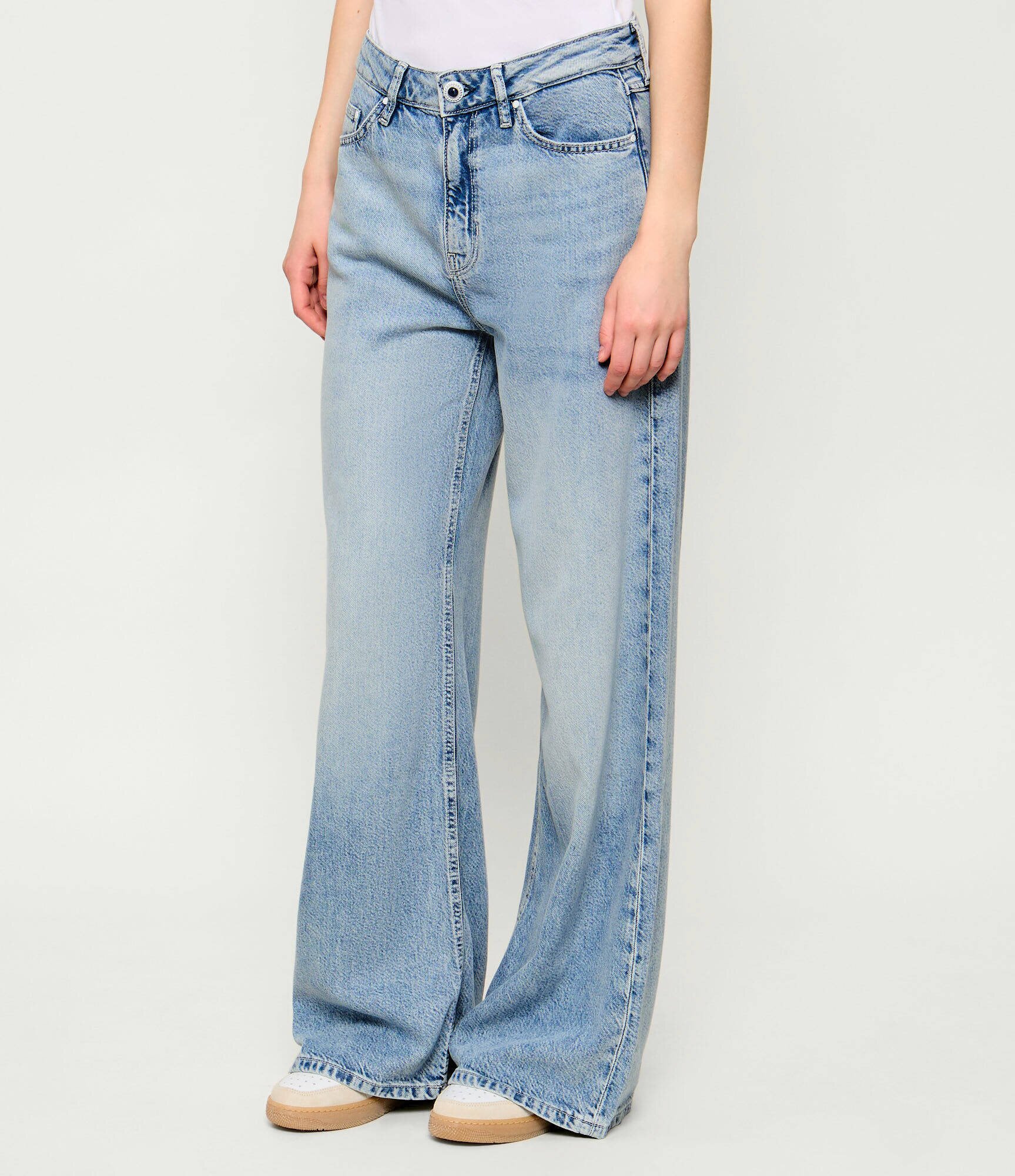 GUESS Blugi Bellflower | Relaxed fit