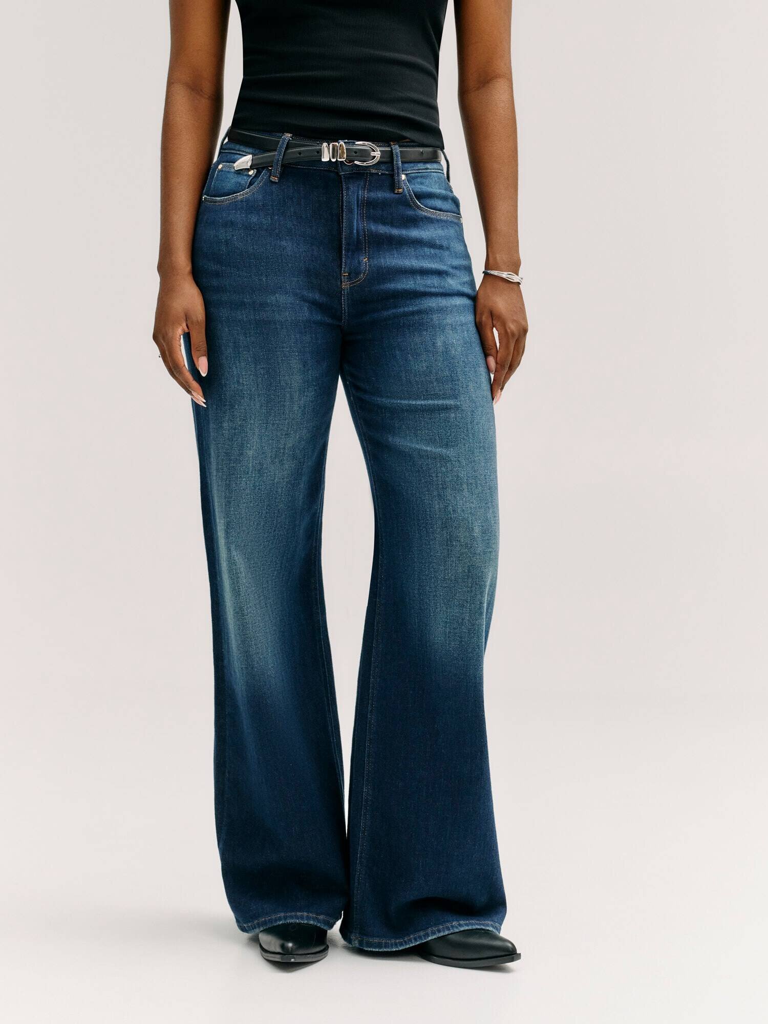 GUESS Blugi Bellflower | Relaxed fit | mid rise