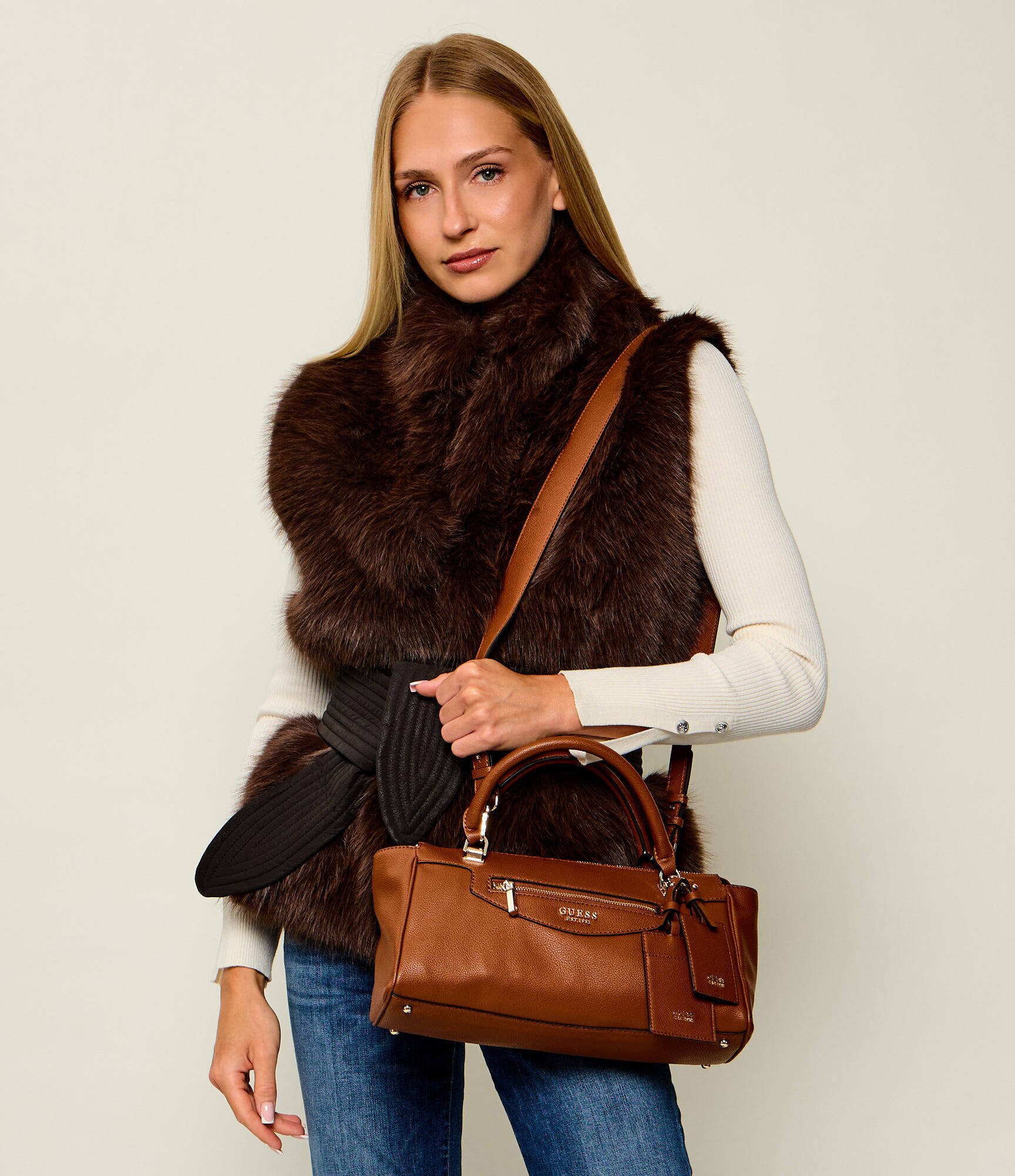 GUESS Cufăr Antonia