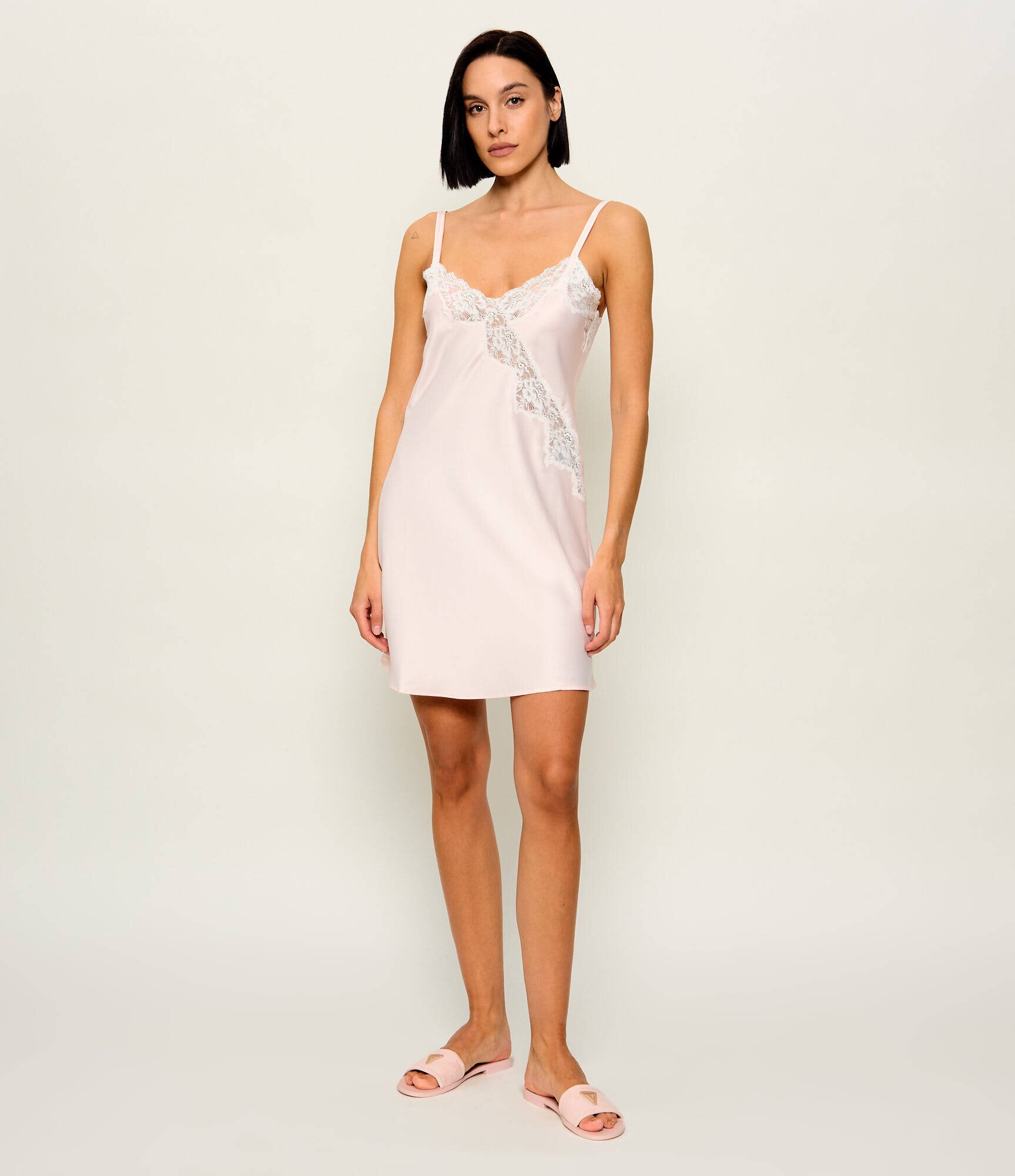 GUESS De blugi șlapi ELYSONE
