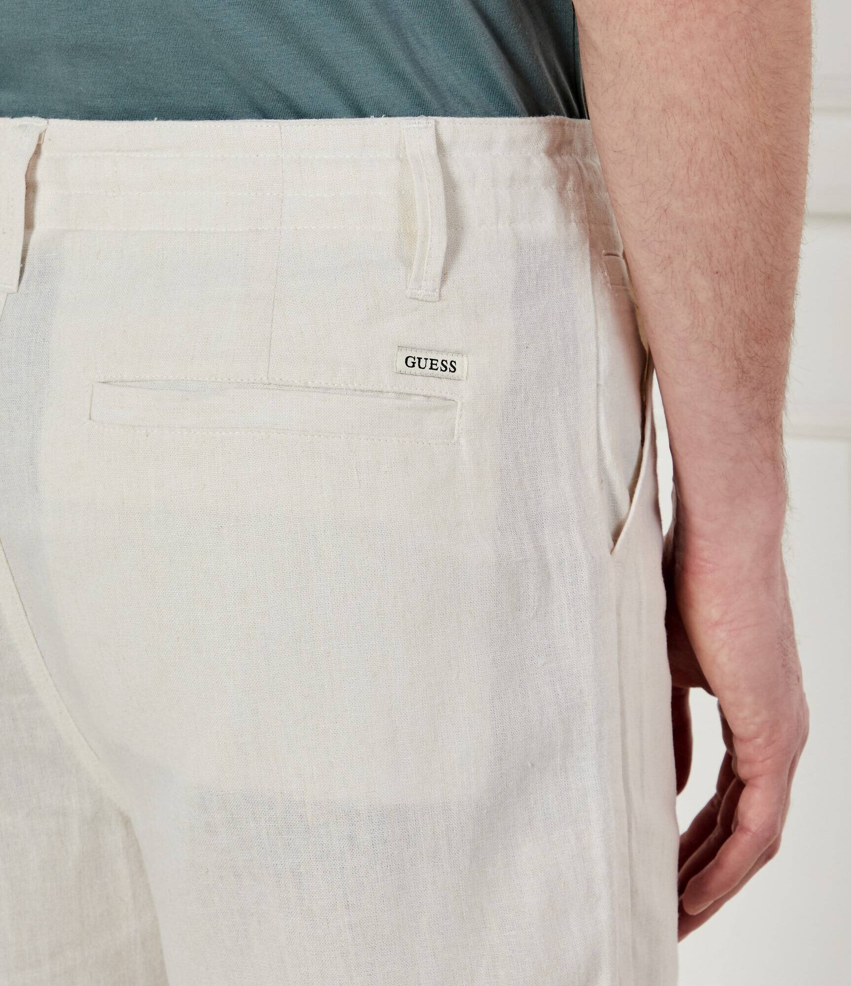GUESS De in pantaloni scurți chino | regular fit