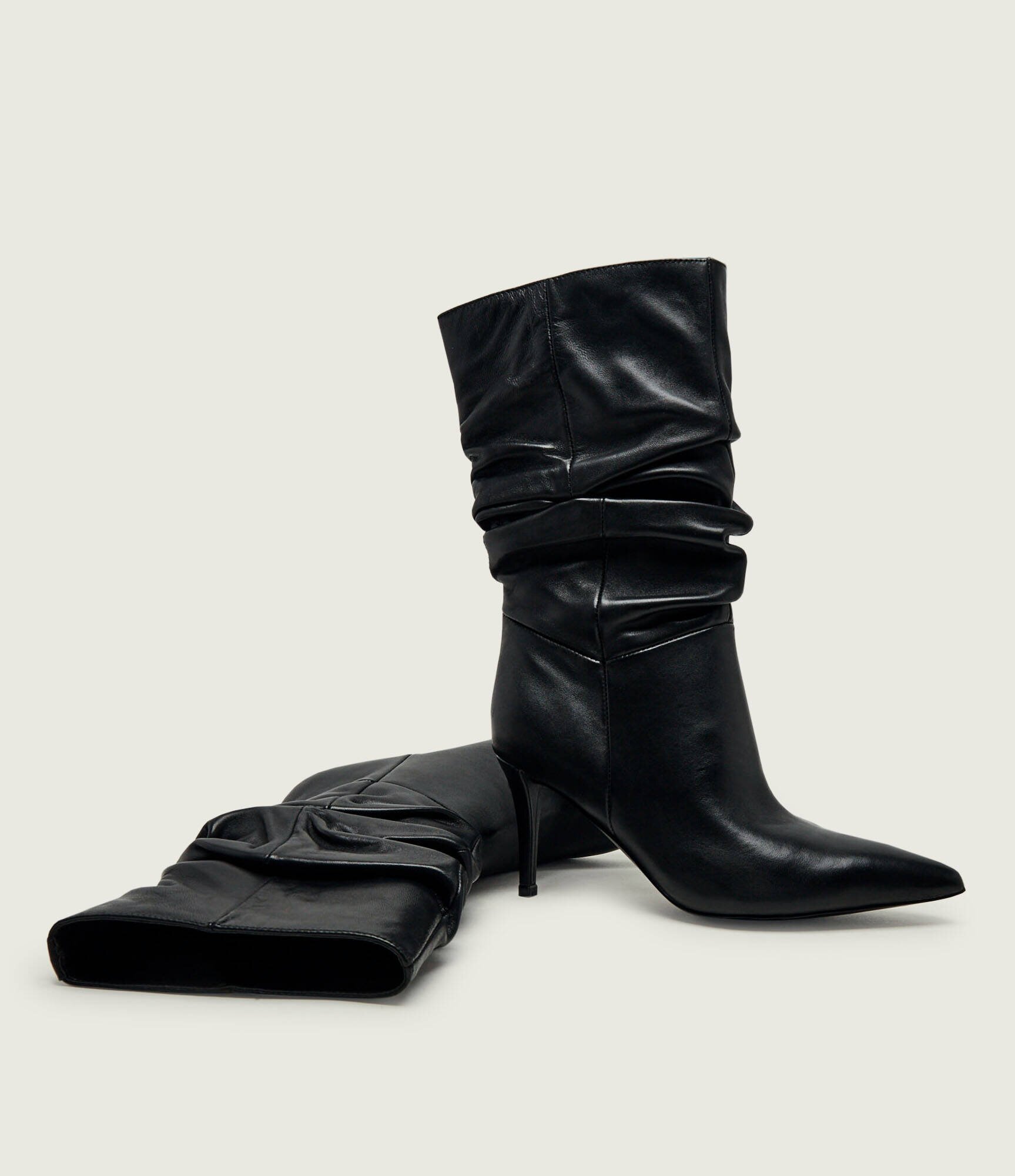 GUESS De piele cizme cu toc subțire Caralee