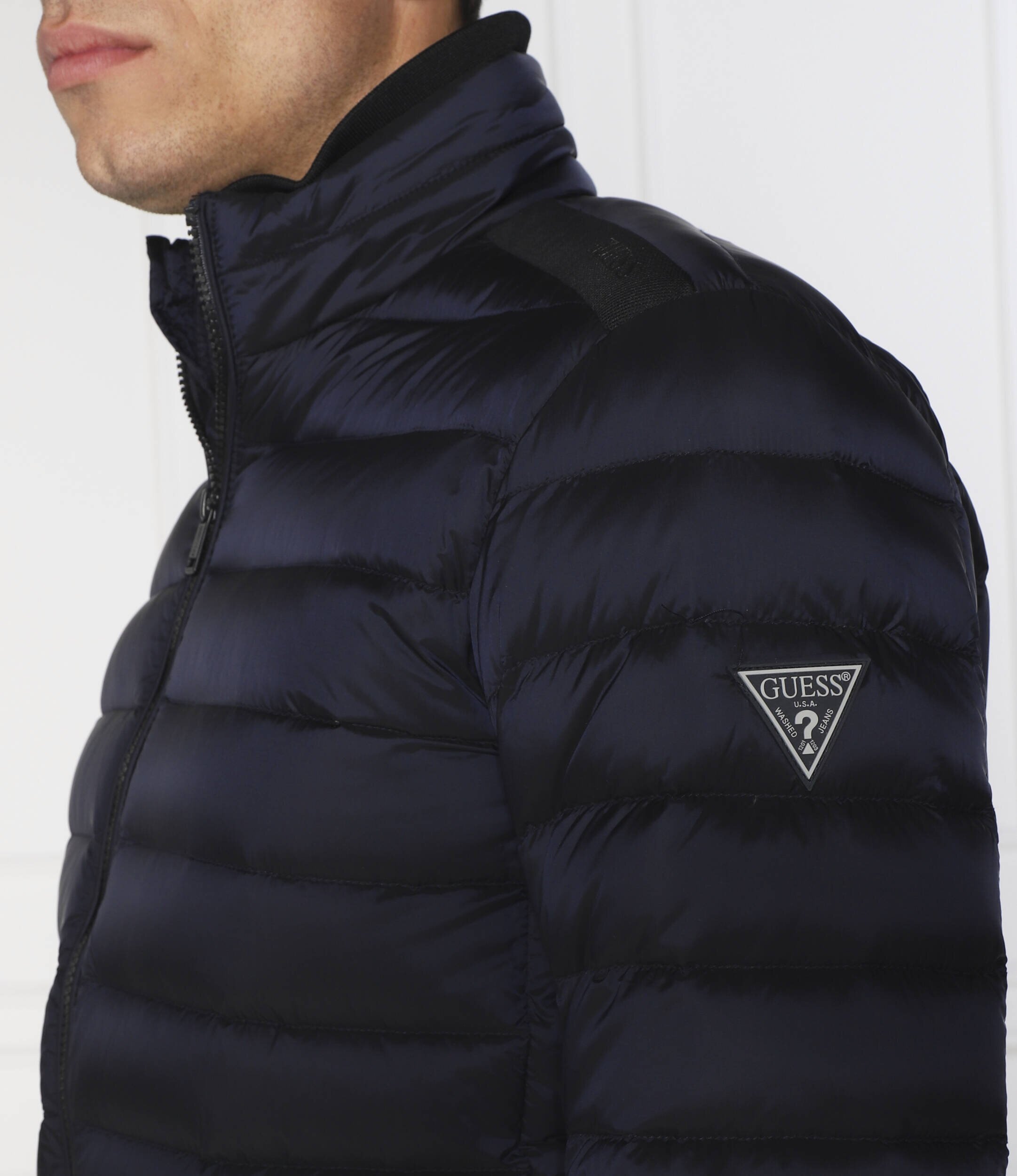 GUESS De puf geacă | Regular Fit