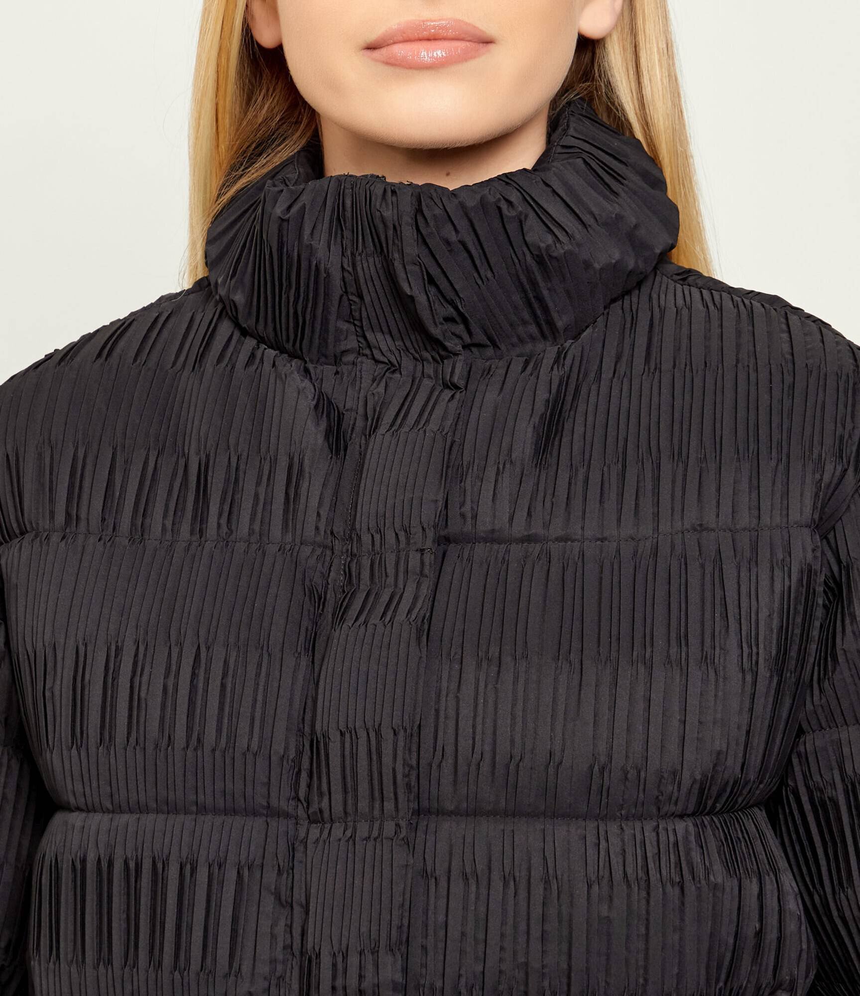 GUESS Geacă | Cropped Fit