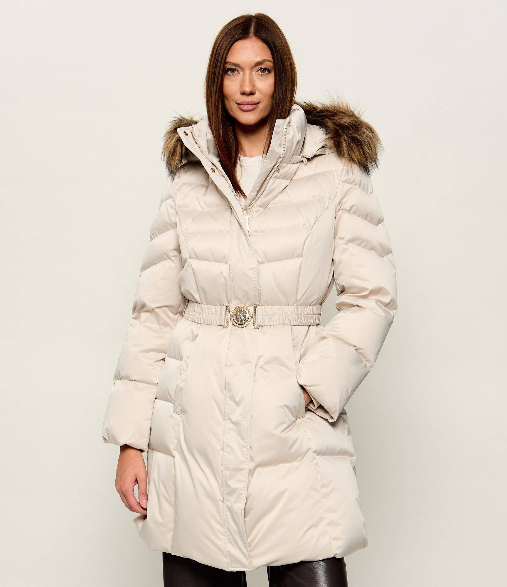 GUESS Geacă de puf MARINA | regular fit