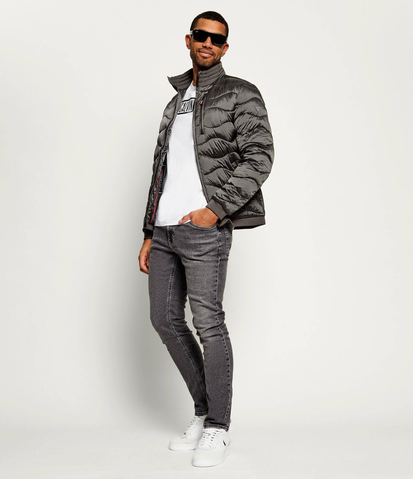GUESS Geacă | regular fit