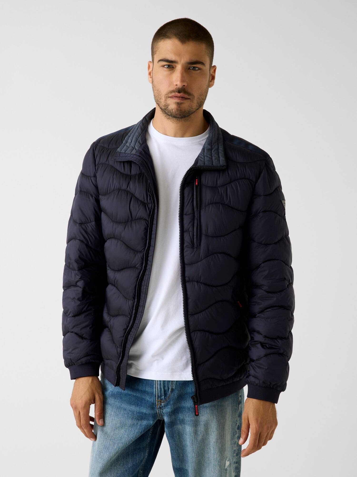 GUESS Geacă | regular fit