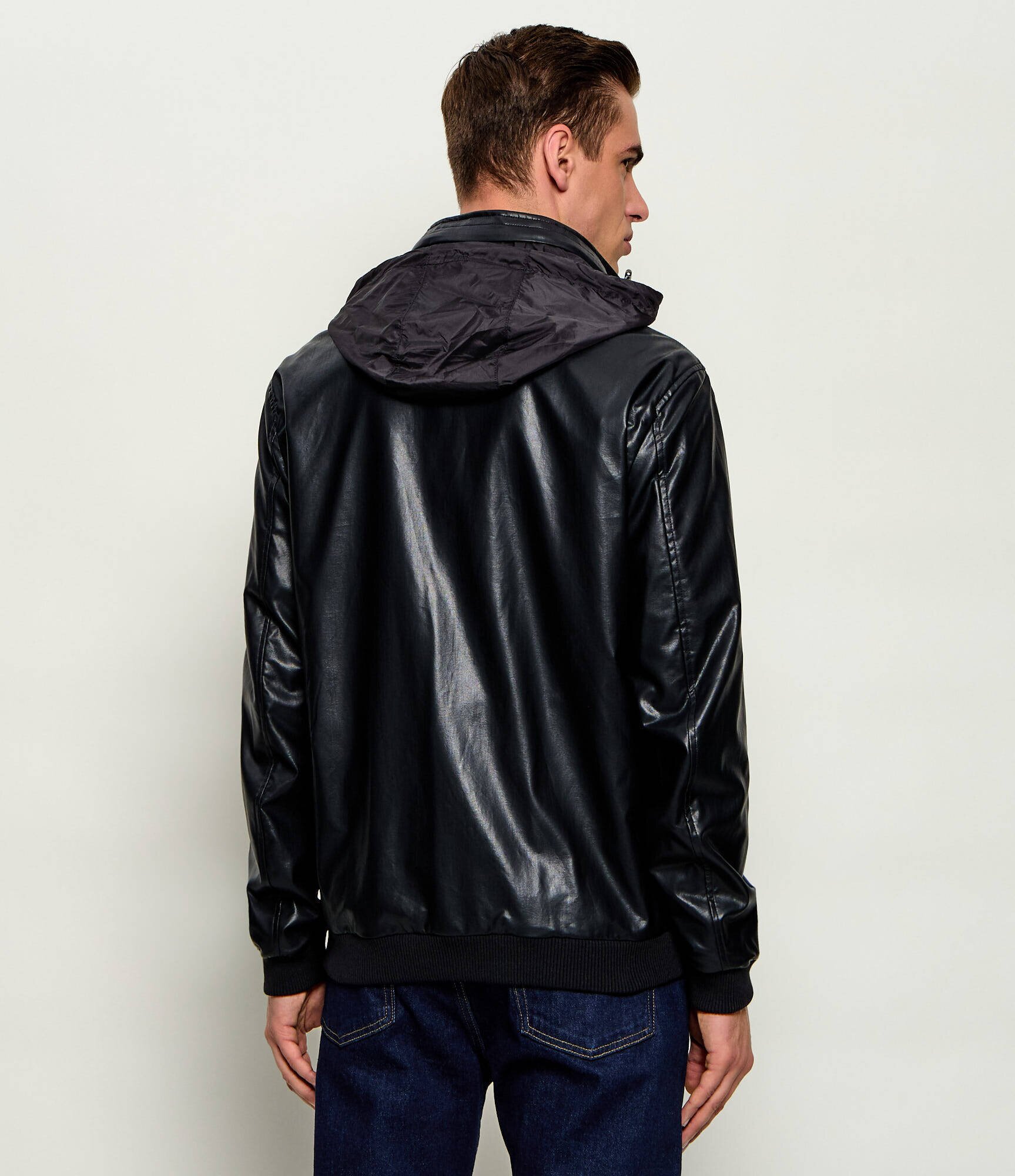 GUESS Geacă | regular fit