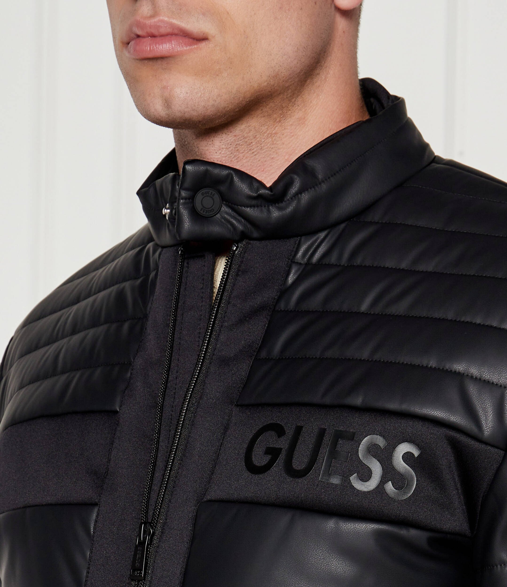 GUESS Geacă | regular fit